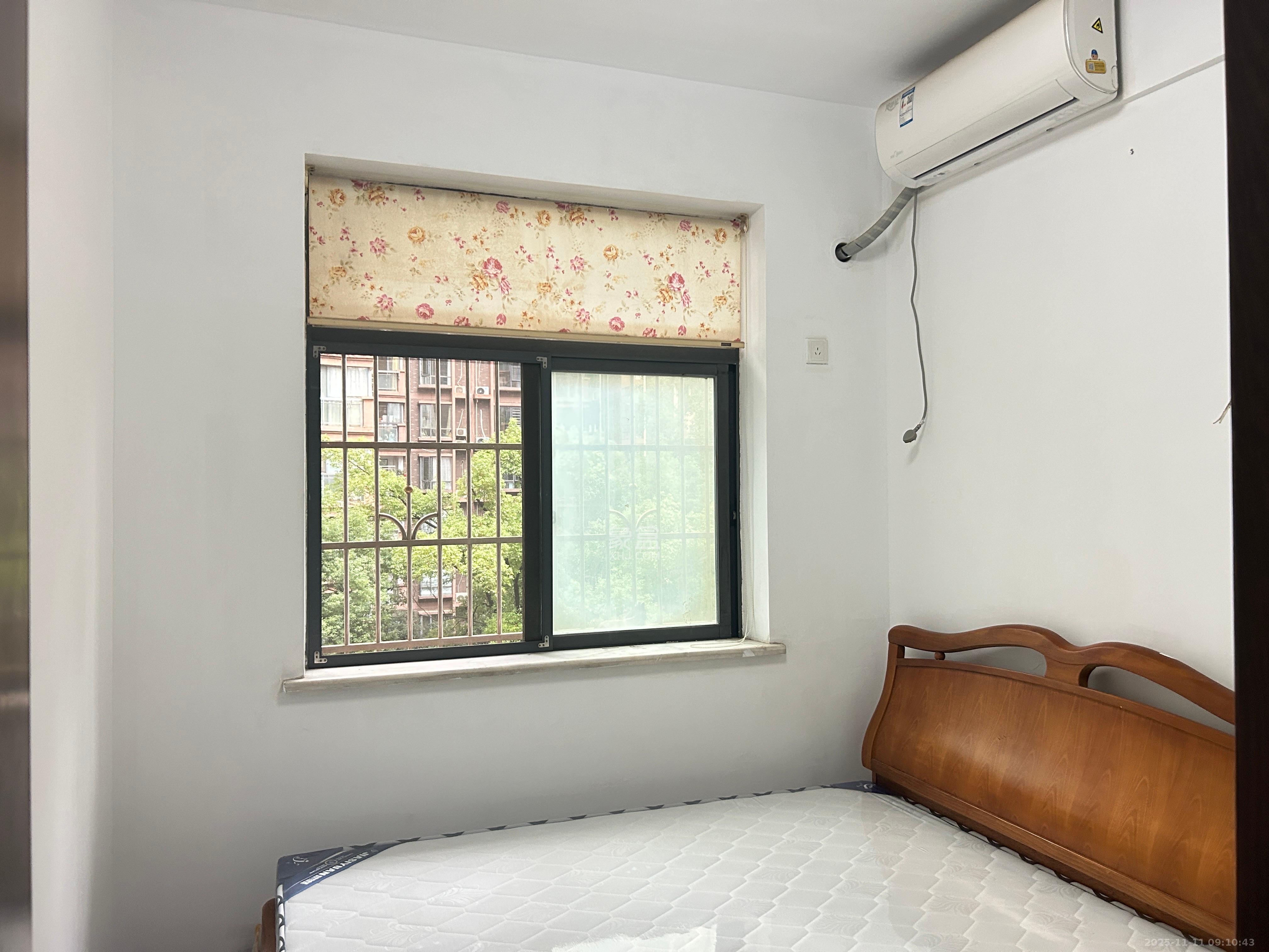 恒盛世家 4室2厅2卫 2500.0元/月 恒盛世家 4室2厅2卫 2500.0元/月室内图