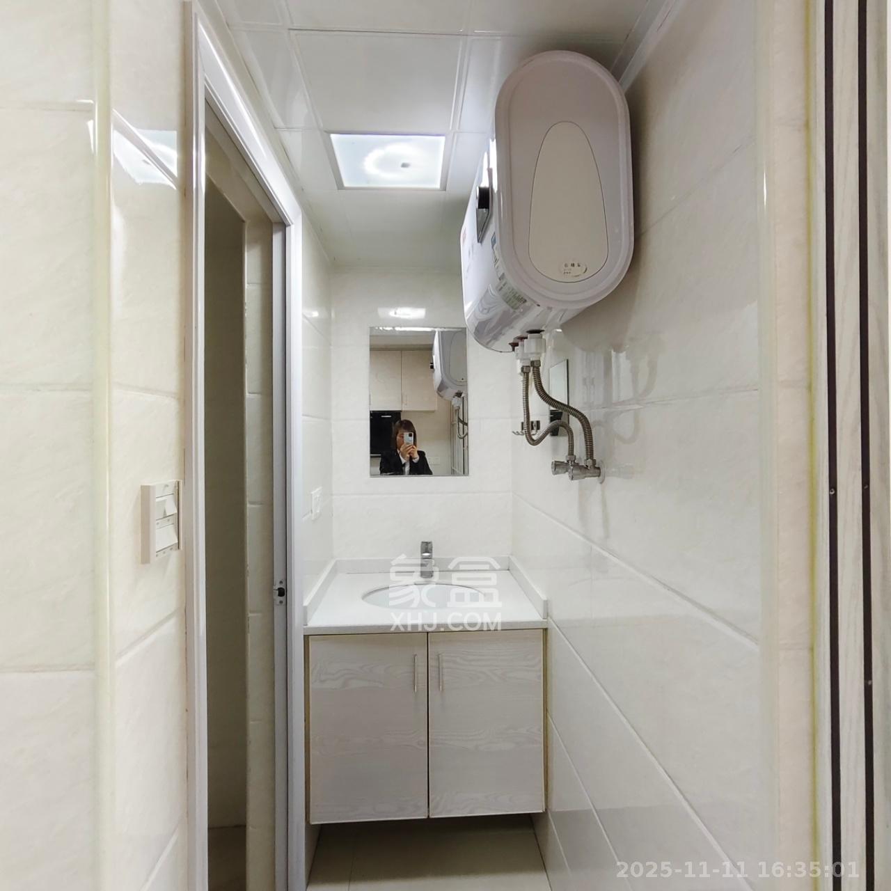 时代星空 1室1厅1卫 1200.0元/月 时代星空 1室1厅1卫 1200.0元/月室内图