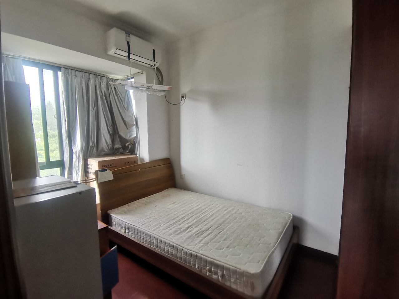 南海佳园 1室0厅0卫 1800.0元/月 南海佳园 1室0厅0卫 1800.0元/月室内图