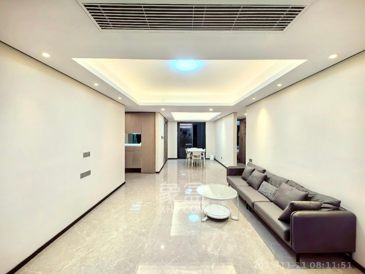 中海麓山境北区 3室2厅2卫 2800.0元/月 中海麓山境北区 3室2厅2卫 2800.0元/月室内图