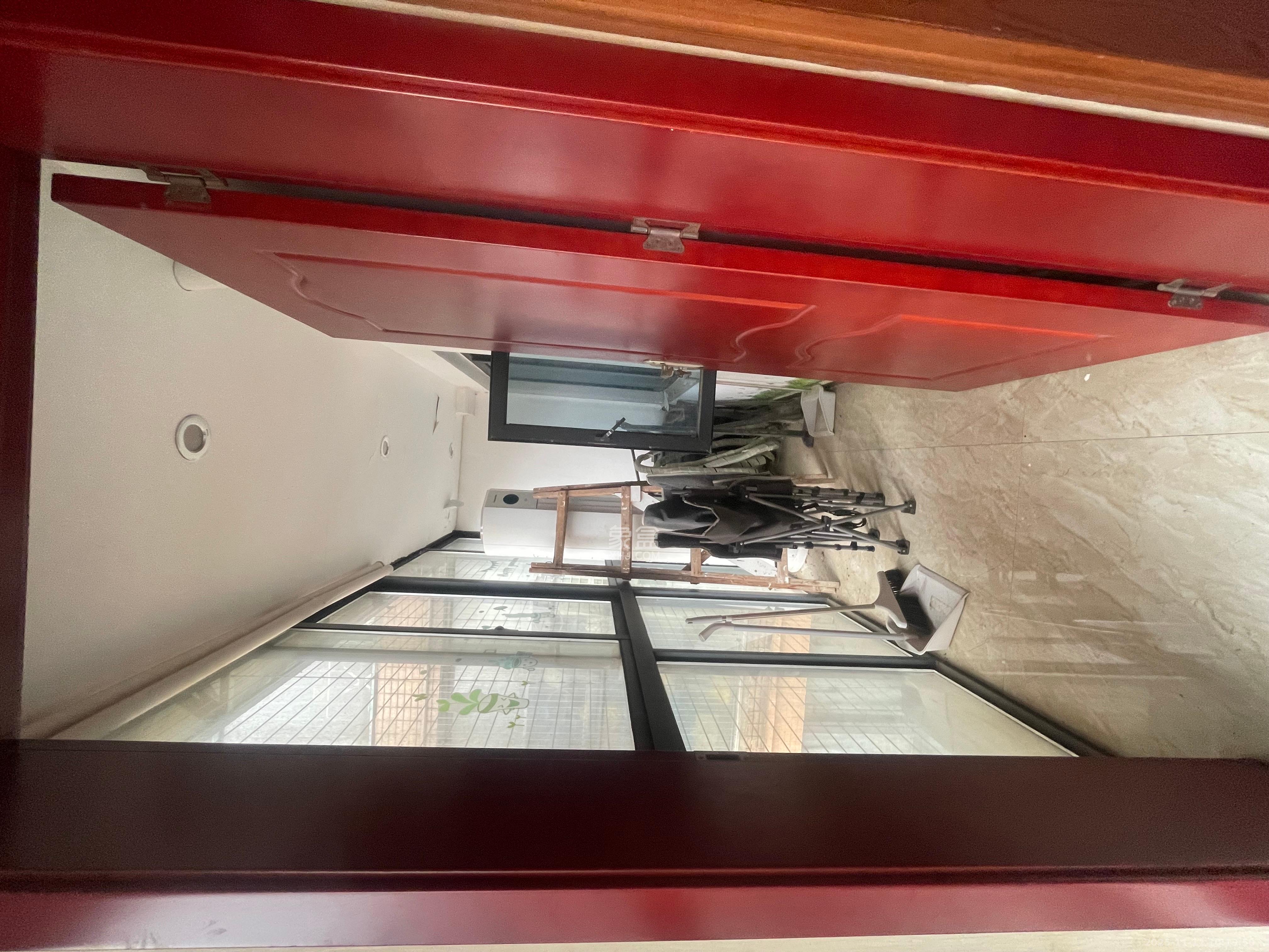 华城广场 2室1厅1卫 2200.0元/月 华城广场 2室1厅1卫 2200.0元/月室内图