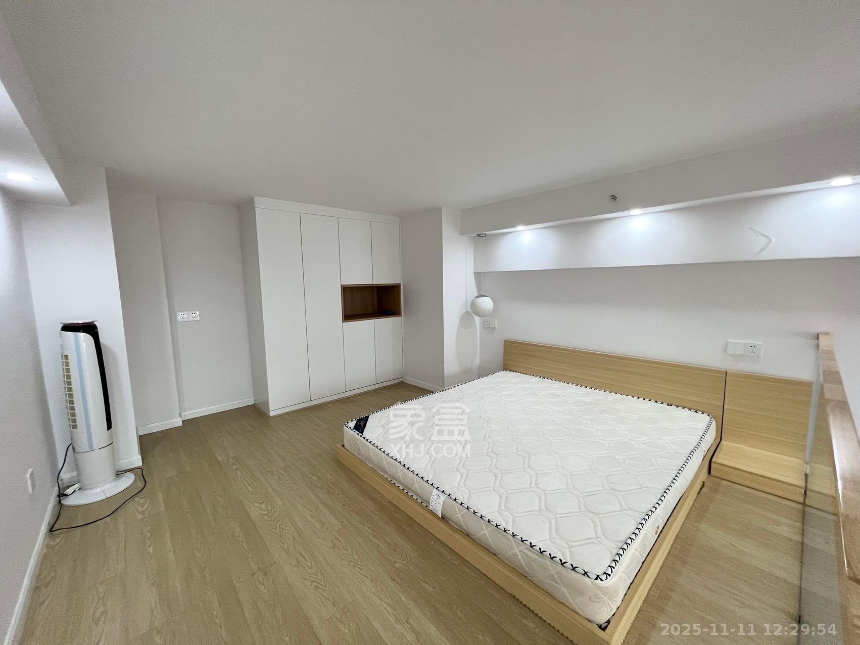 中交广场公寓  1室1厅1卫    2000.0元/月室内图