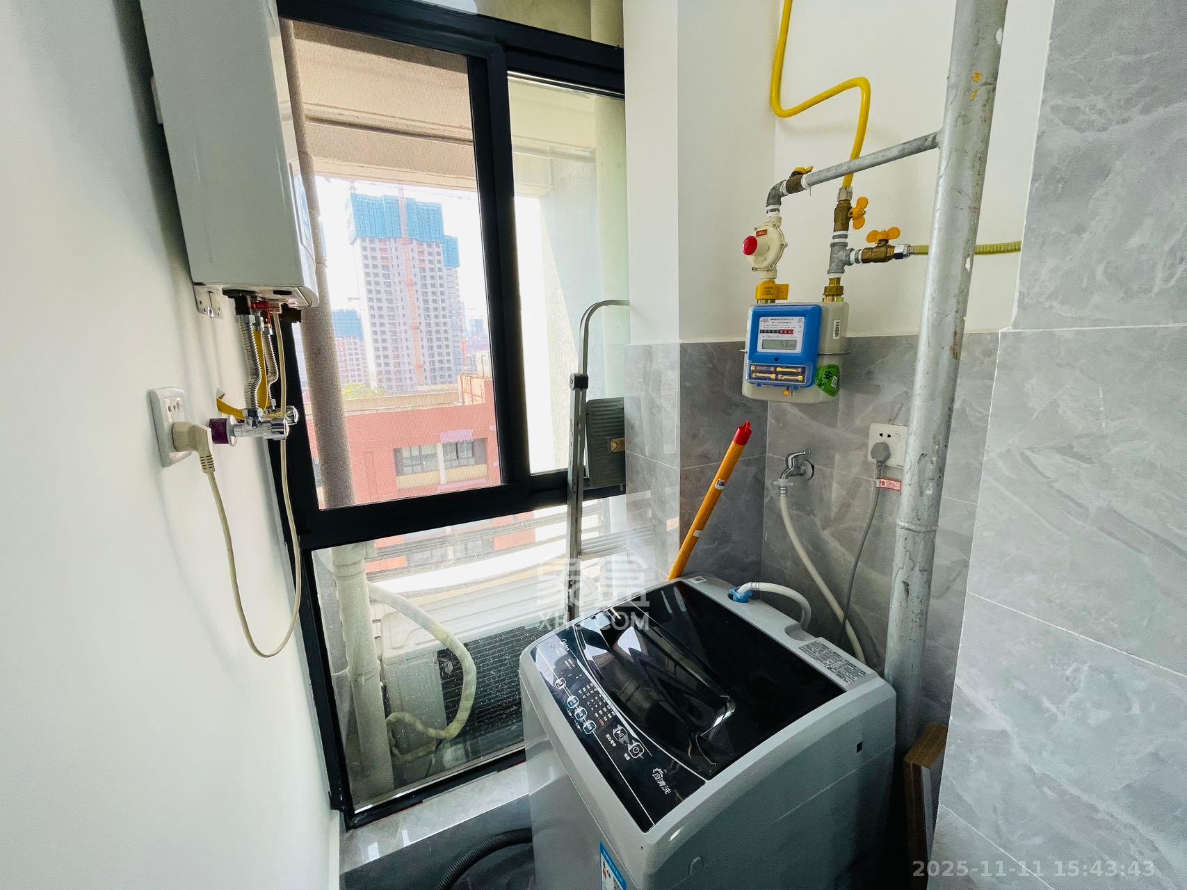 天健城 1室0厅1卫 2200.0元/月 天健城 1室0厅1卫 2200.0元/月室内图