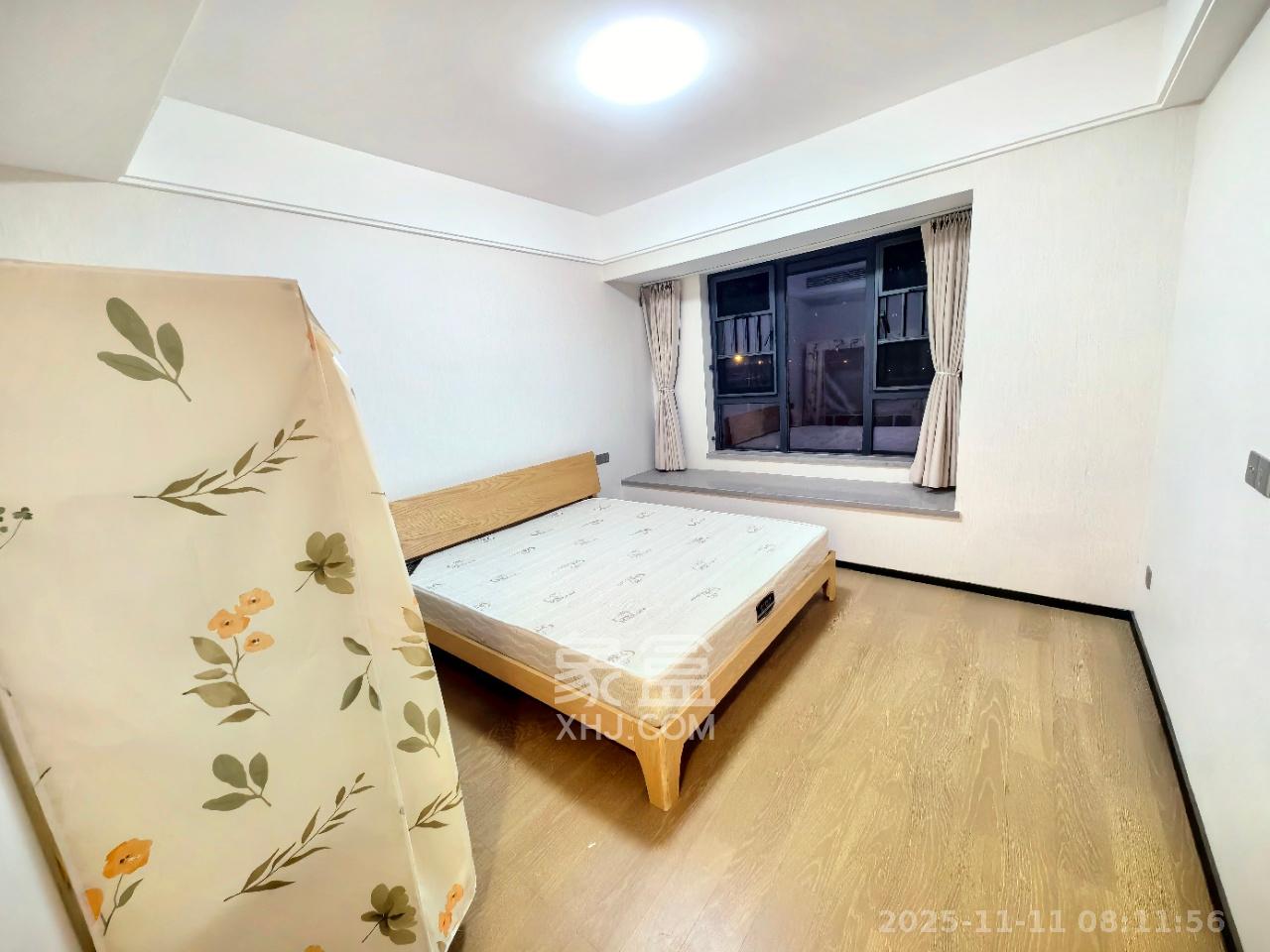 中海麓山境北区 3室2厅2卫 2800.0元/月 中海麓山境北区 3室2厅2卫 2800.0元/月室内图