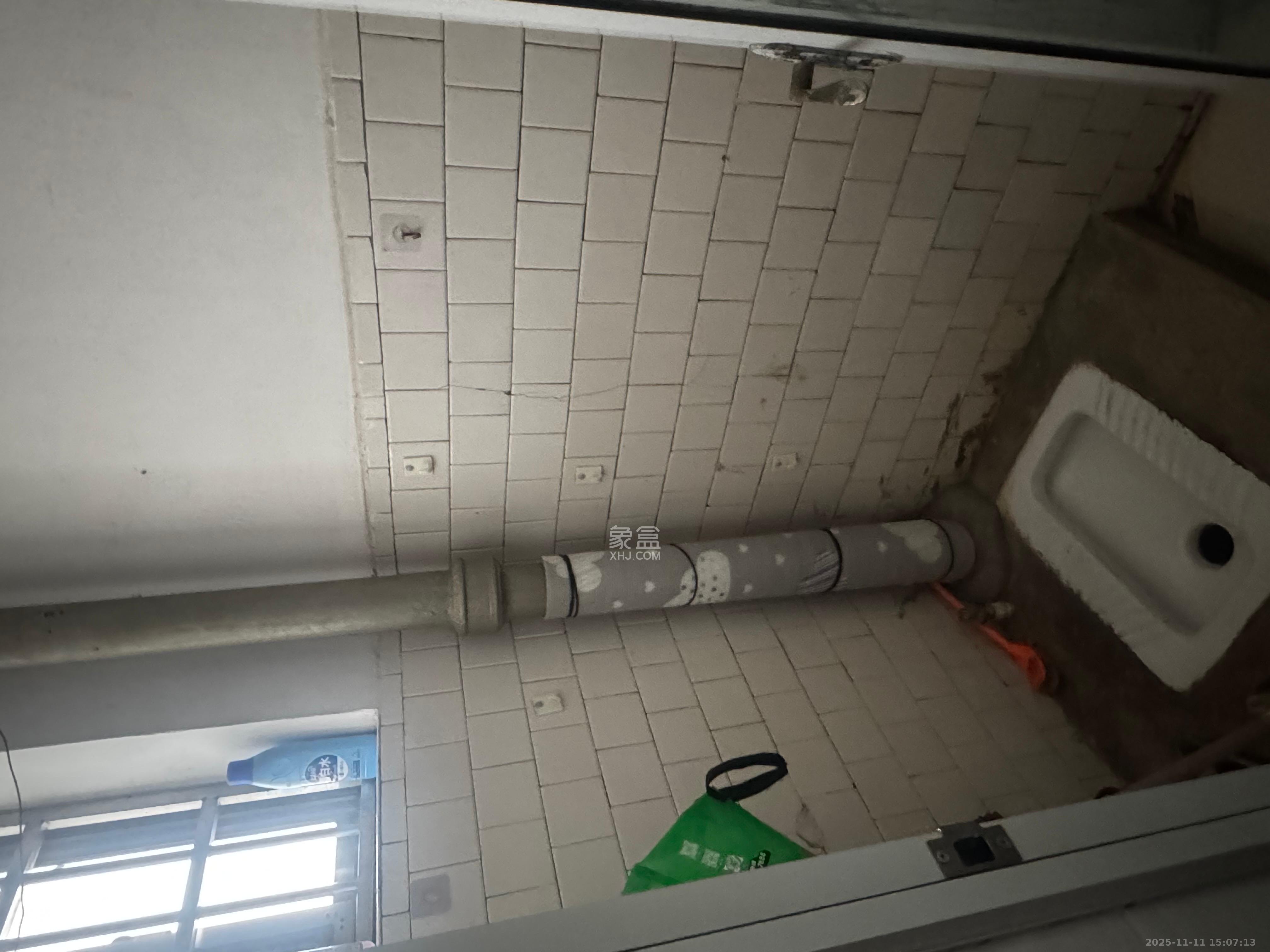 湘仪家园  1室1厅1卫    1000.0元/月室内图