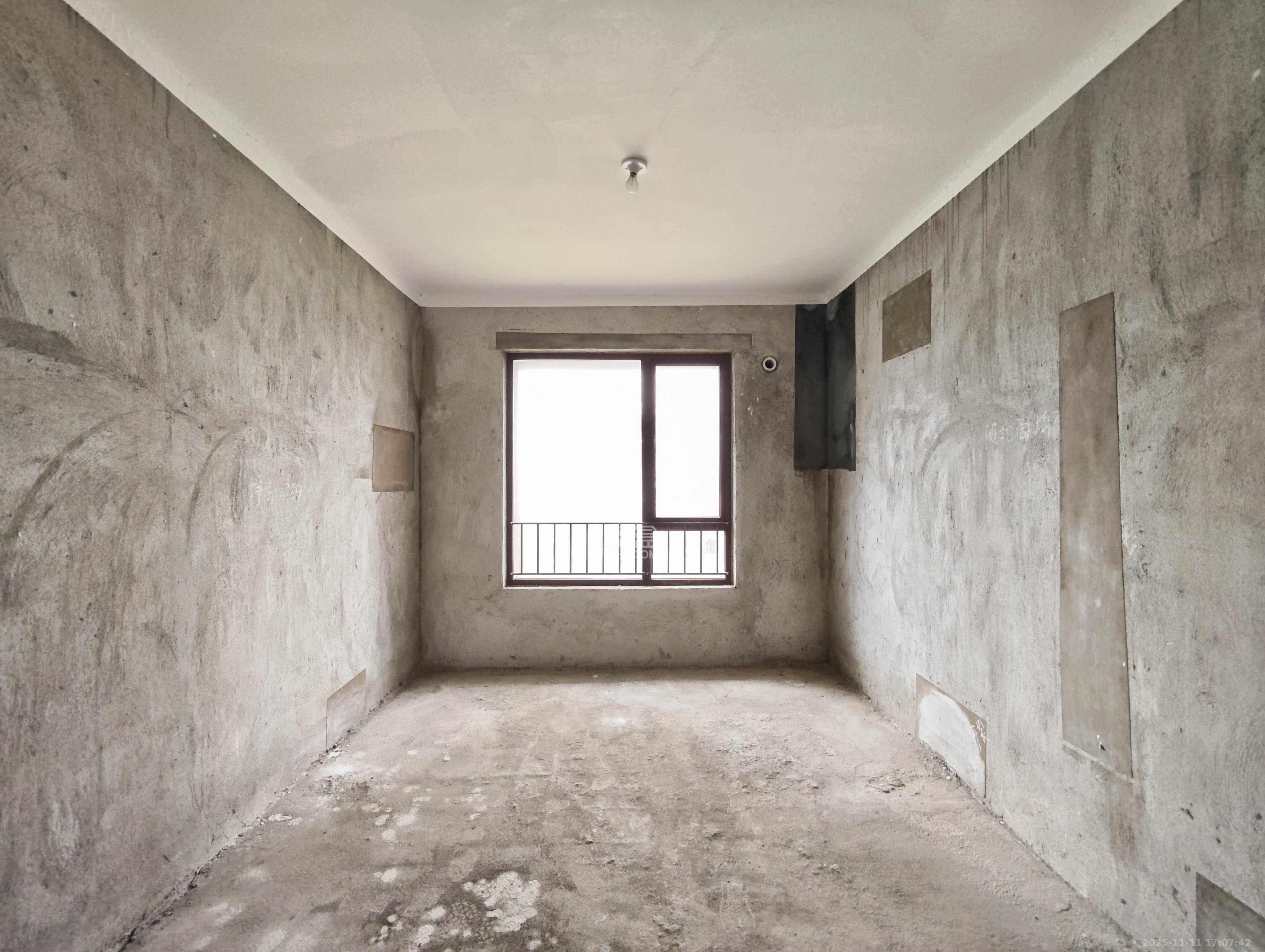 保利城（中航城国际社区、郡原美村）  1室0厅0卫    115.8万卧室