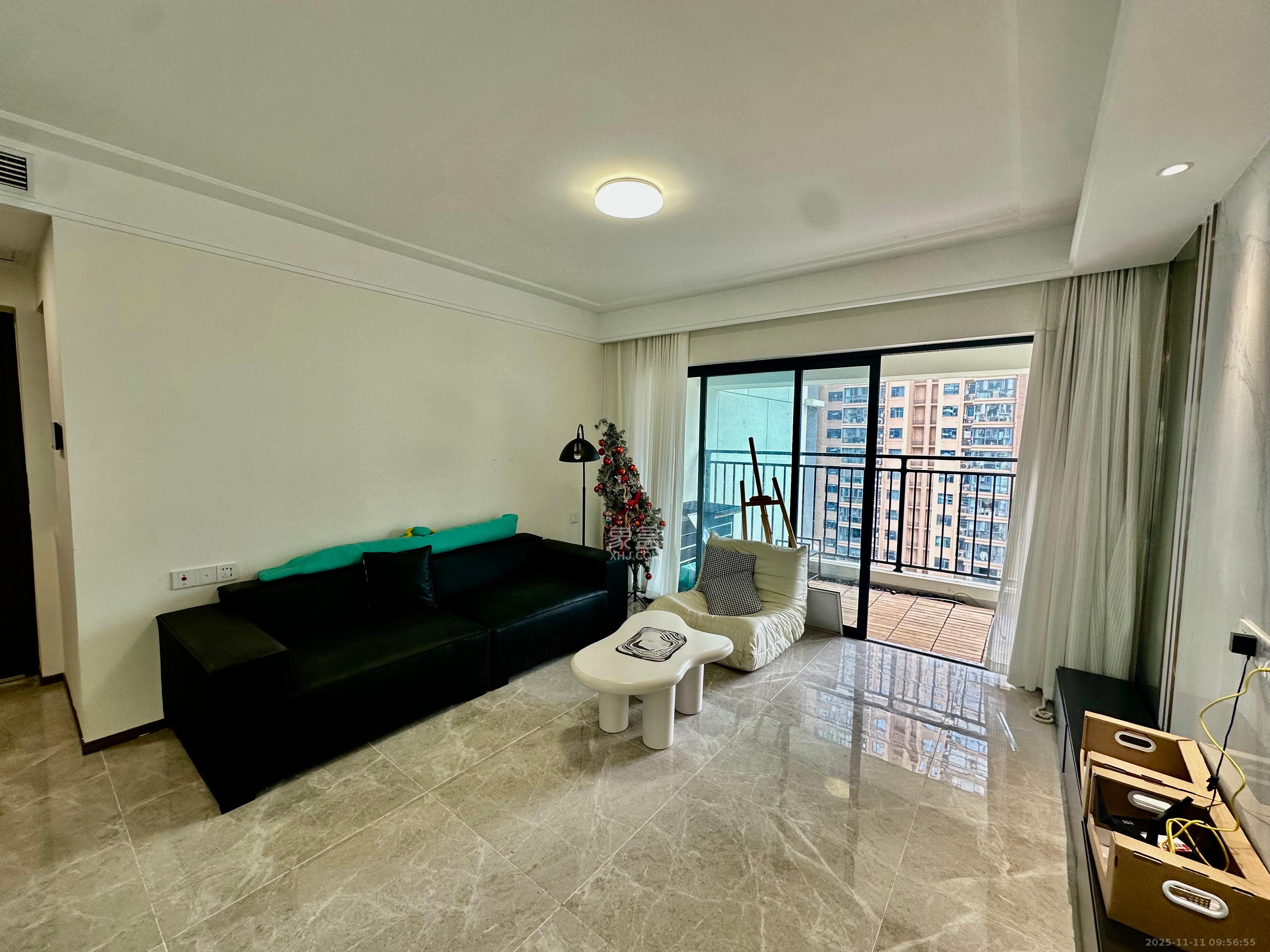 滨江府1913 4室2厅2卫 4800.0元/月 滨江府1913 4室2厅2卫 4800.0元/月室内图