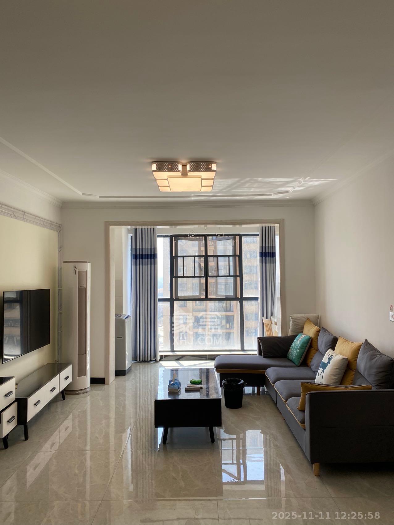 洋湖春园  2室1厅1卫    1800.0元/月