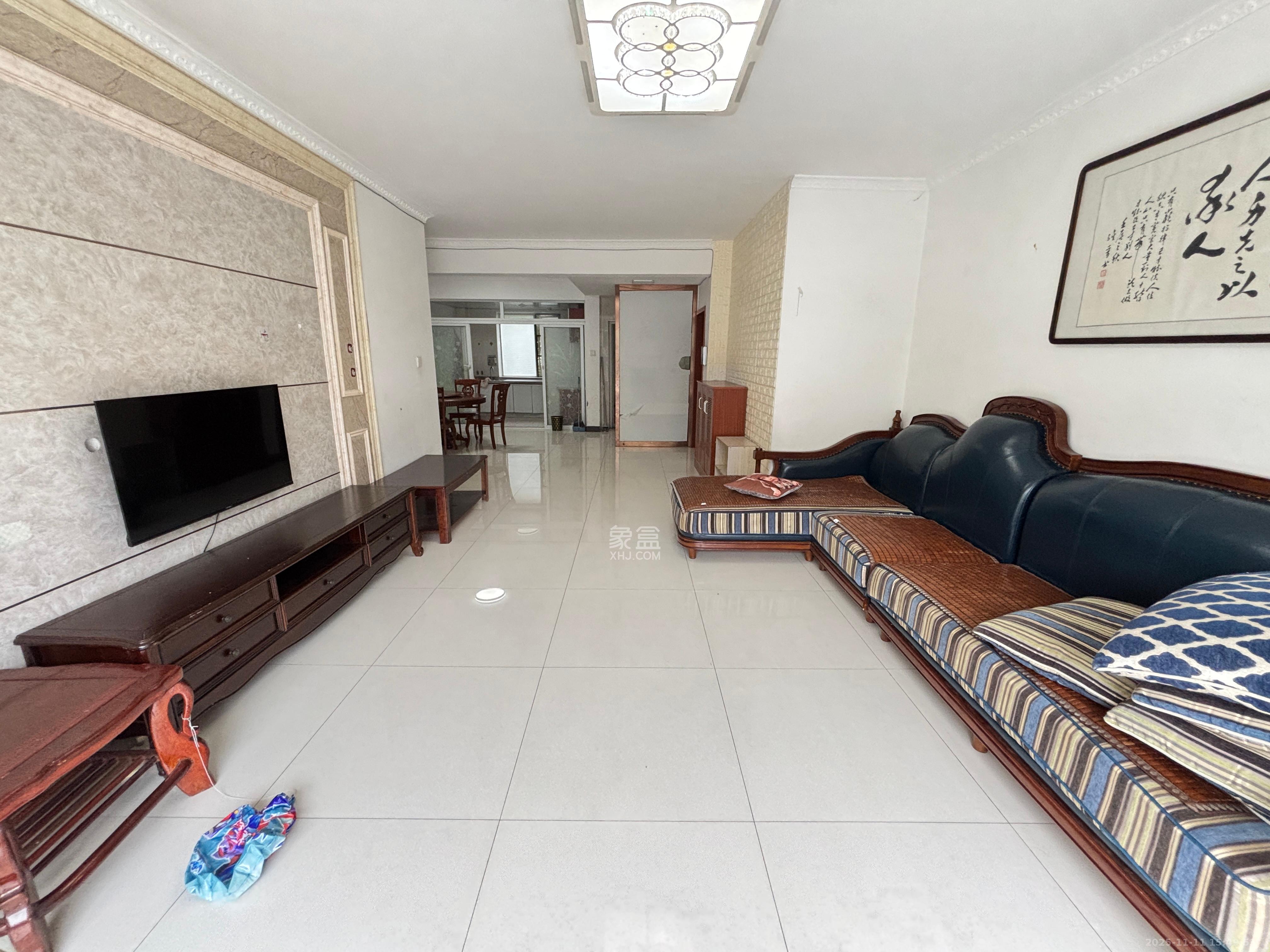 天鸿天府(天鸿中央大院) 3室2厅2卫 2600.0元/月 天鸿天府(天鸿中央大院) 3室2厅2卫 2600.0元/月室内图