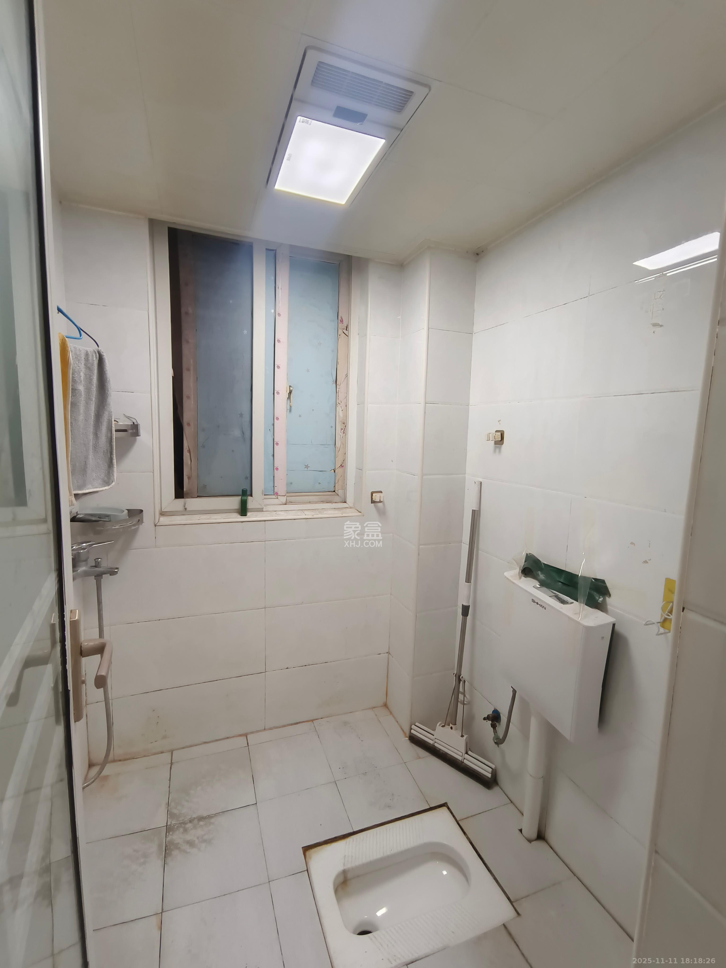 天凯东苑  2室2厅1卫    1700.0元/月室内图