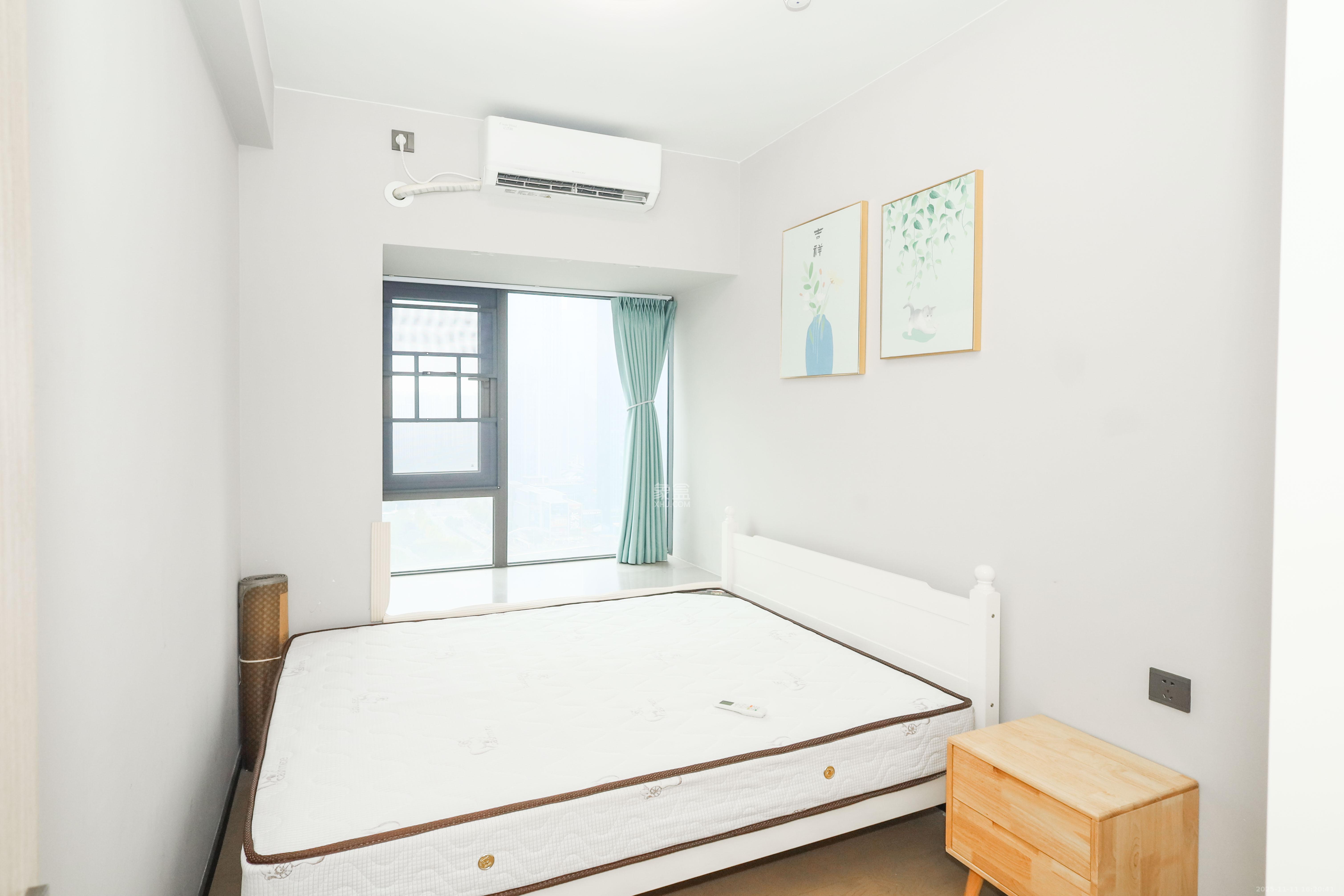 时代梅溪领峰 4室2厅2卫 168.0万 时代梅溪领峰 4室2厅2卫 168.0万卧室