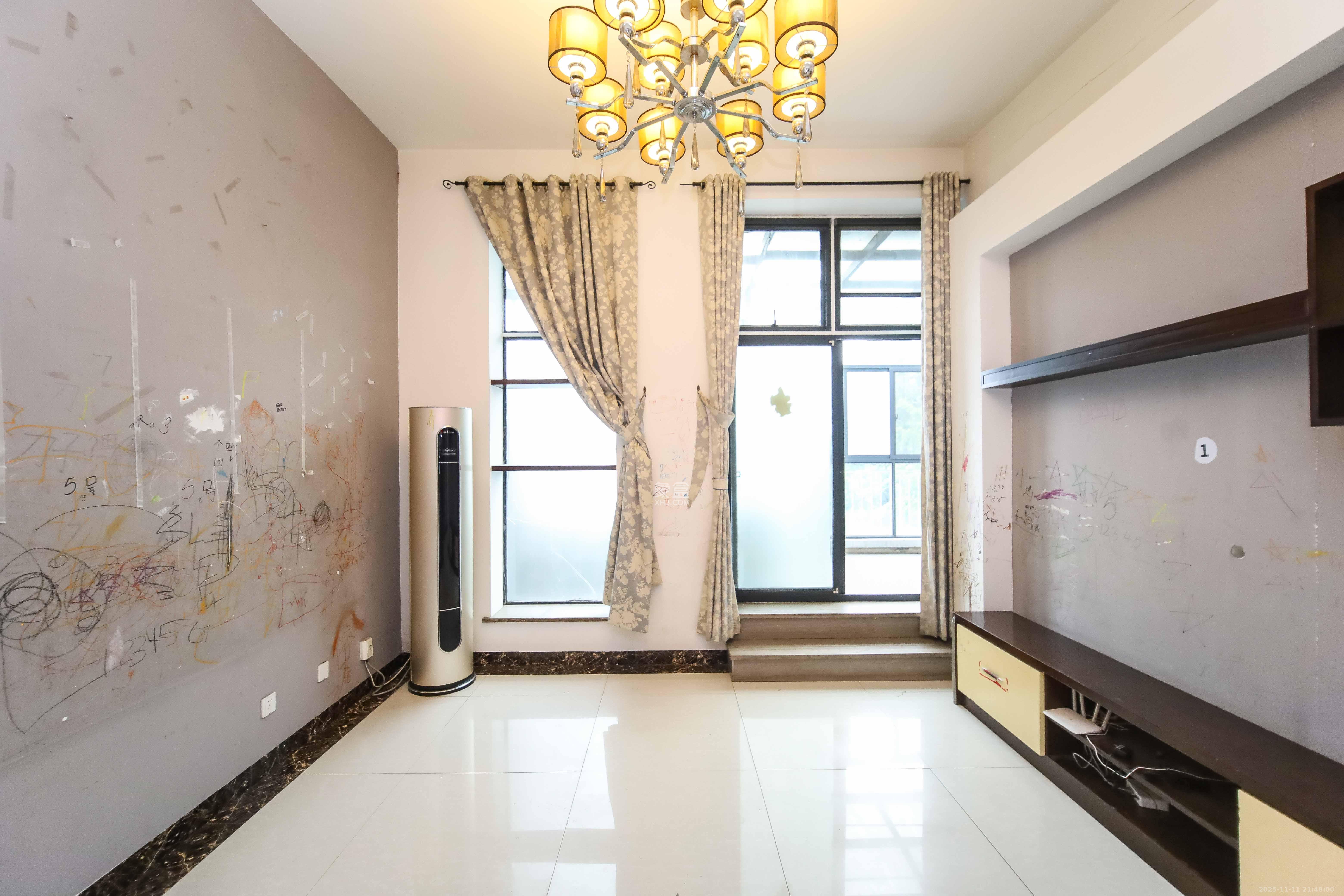 西街花园  2室2厅1卫    98.0万