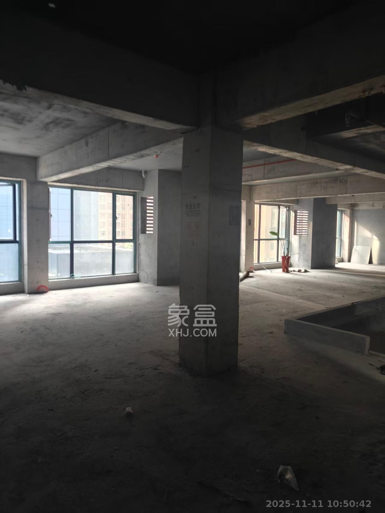 星沙算中心  1室0厅1卫    1400.0元/月室内图