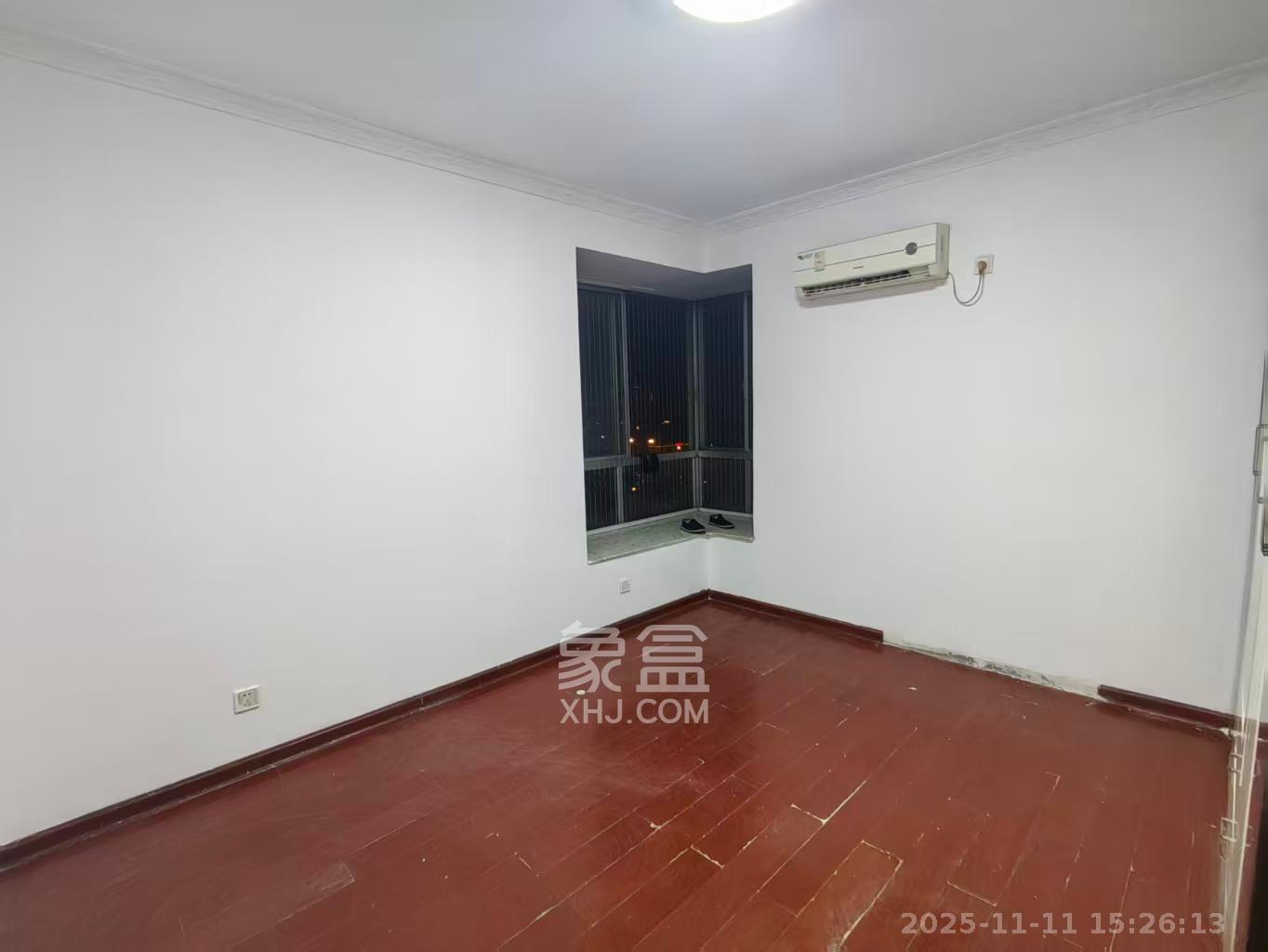 高桥现代商贸城  2室1厅1卫    1900.0元/月