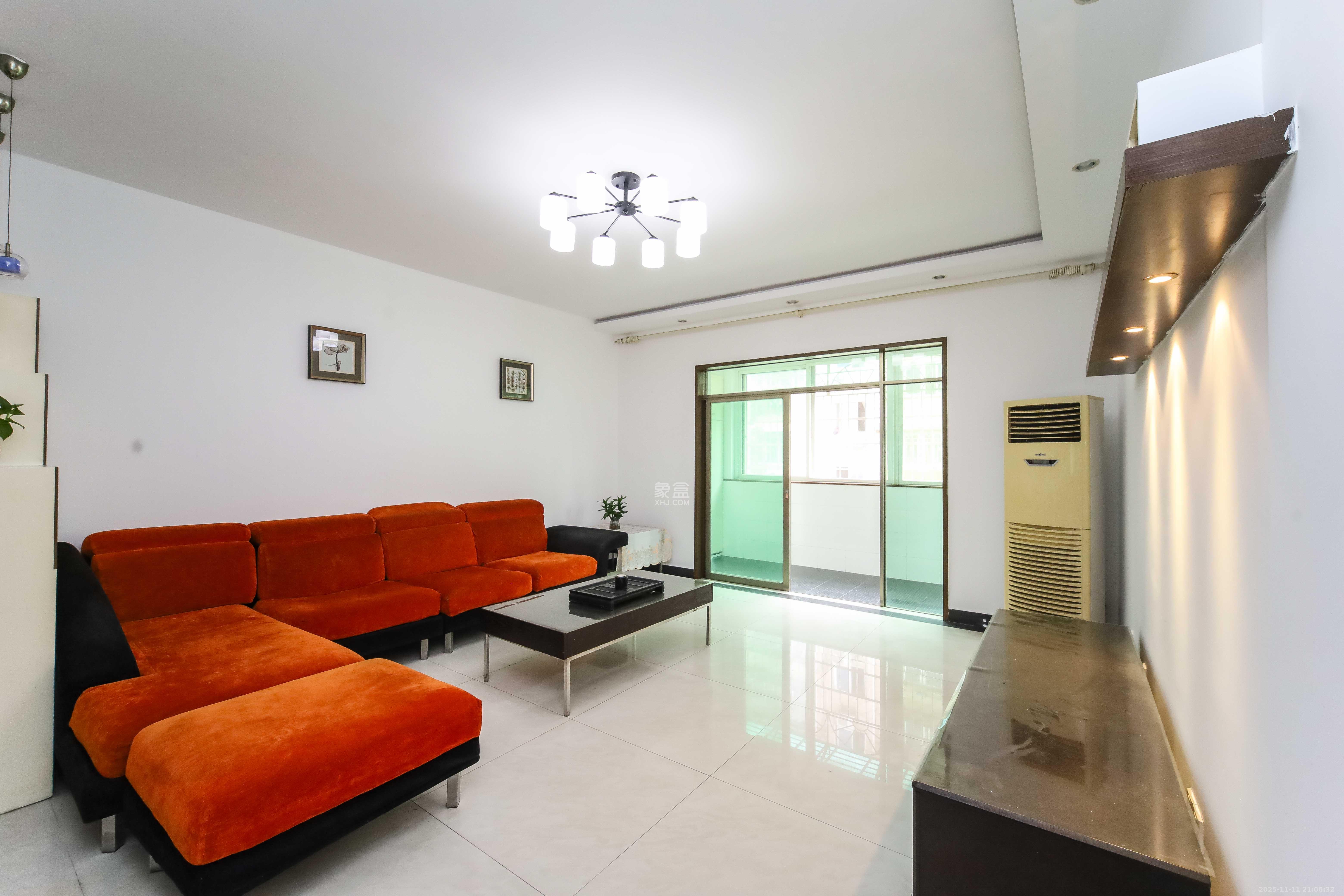 长沙市邮政宿舍(古汉邮局宿舍) 4室2厅2卫 92.8万 长沙市邮政宿舍(古汉邮局宿舍) 4室2厅2卫 92.8万客厅