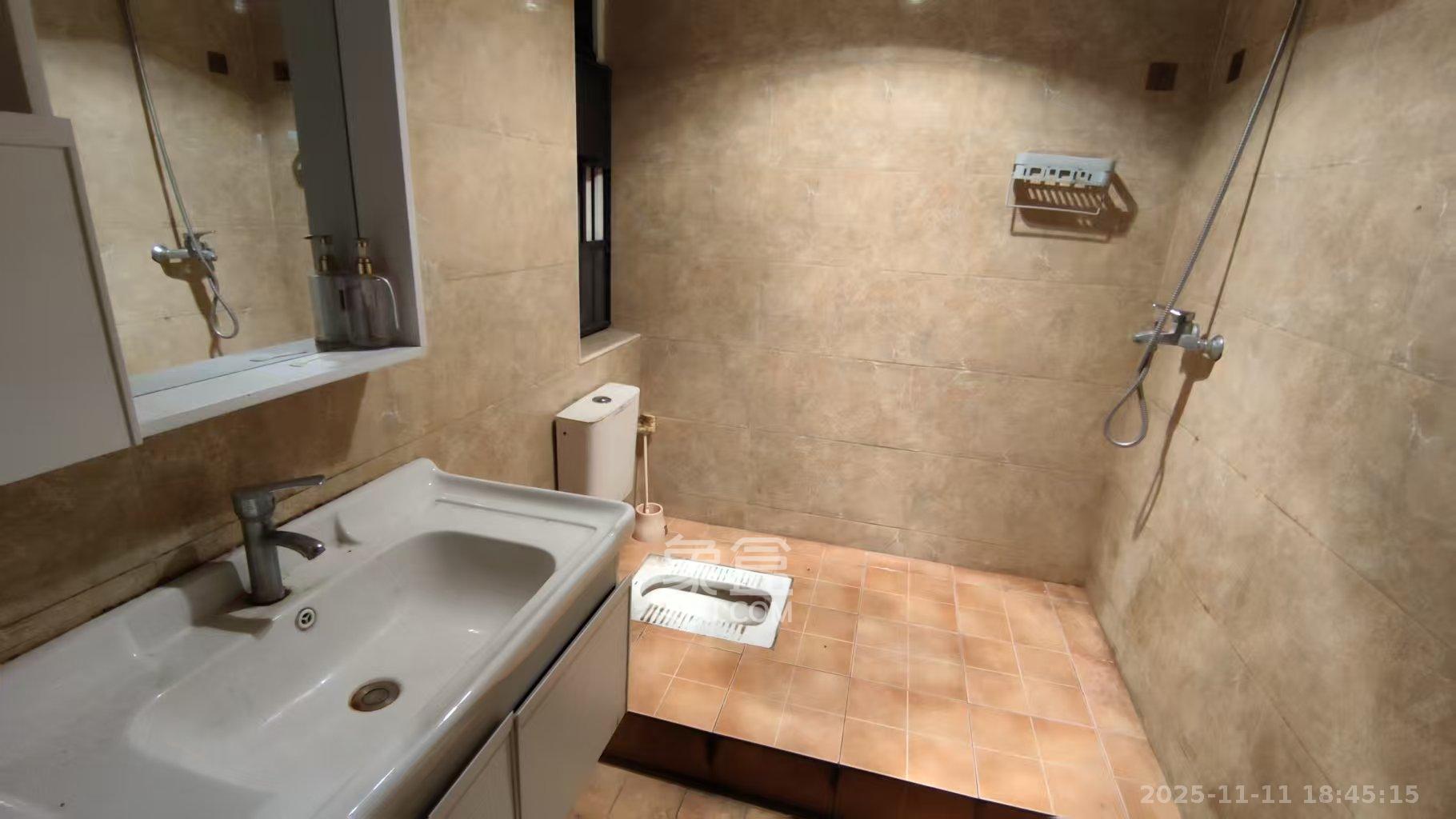 未来城科学家园  4室1厅2卫    2100.0元/月室内图