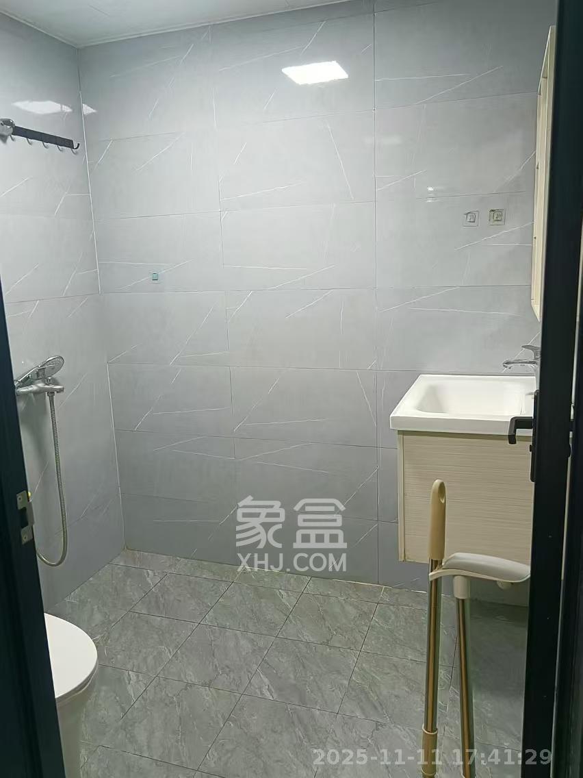 花漾年华(桂花园) 1室1厅1卫 1200.0元/月 花漾年华(桂花园) 1室1厅1卫 1200.0元/月室内图