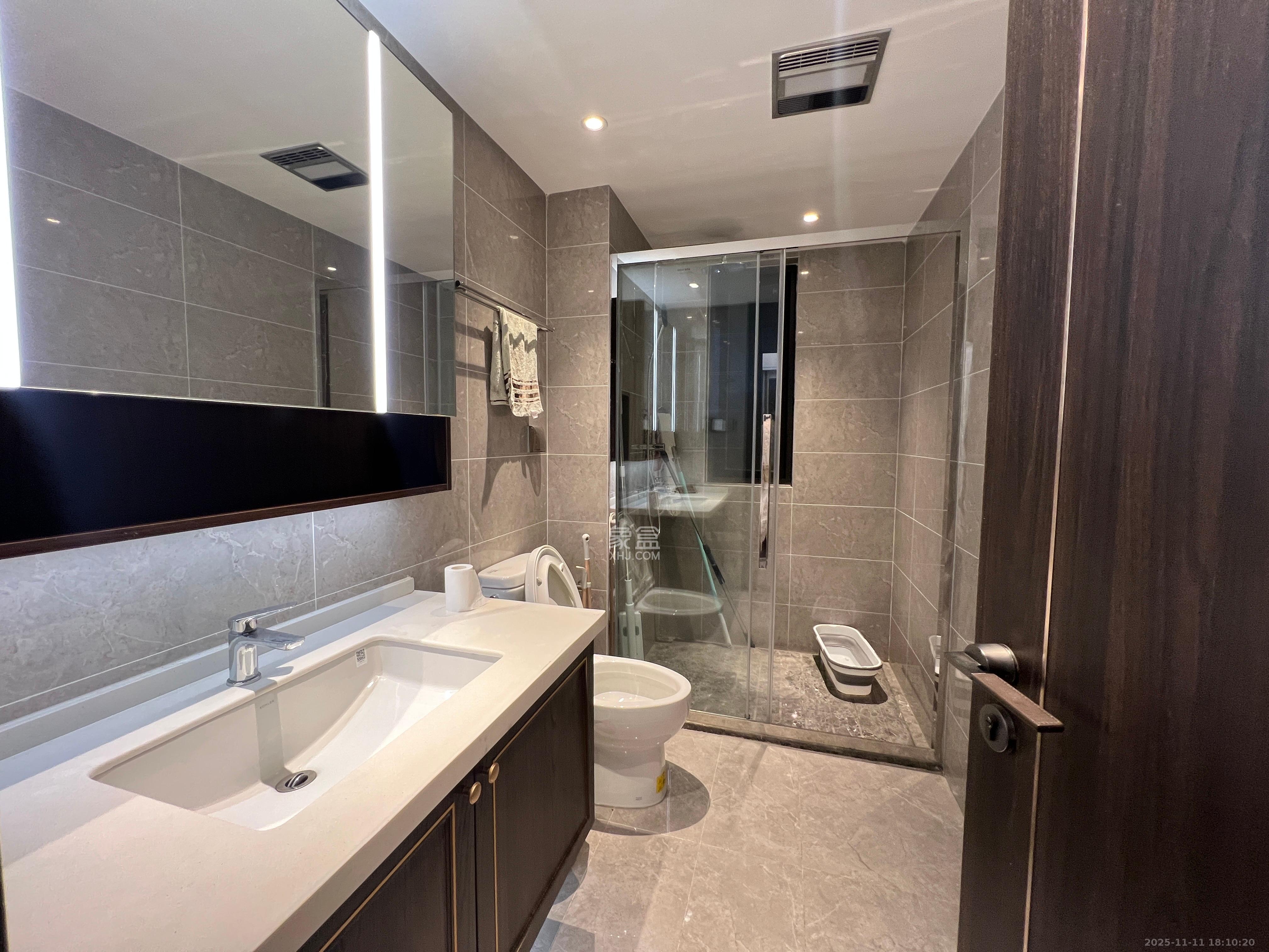 东原麓印长江B区 2室2厅1卫 1900.0元/月 东原麓印长江B区 2室2厅1卫 1900.0元/月室内图