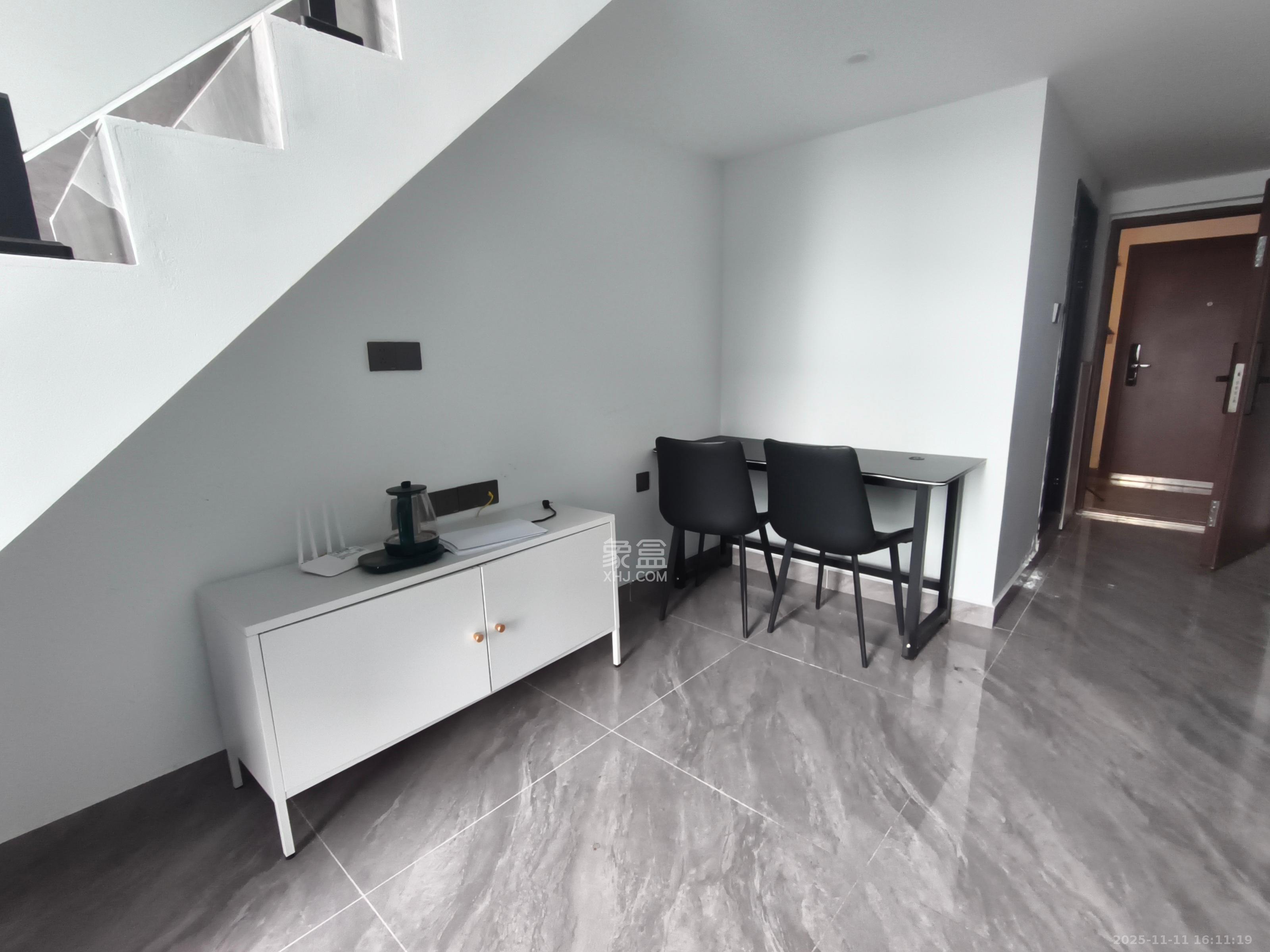 爱家当代境  1室1厅1卫    2000.0元/月室内图