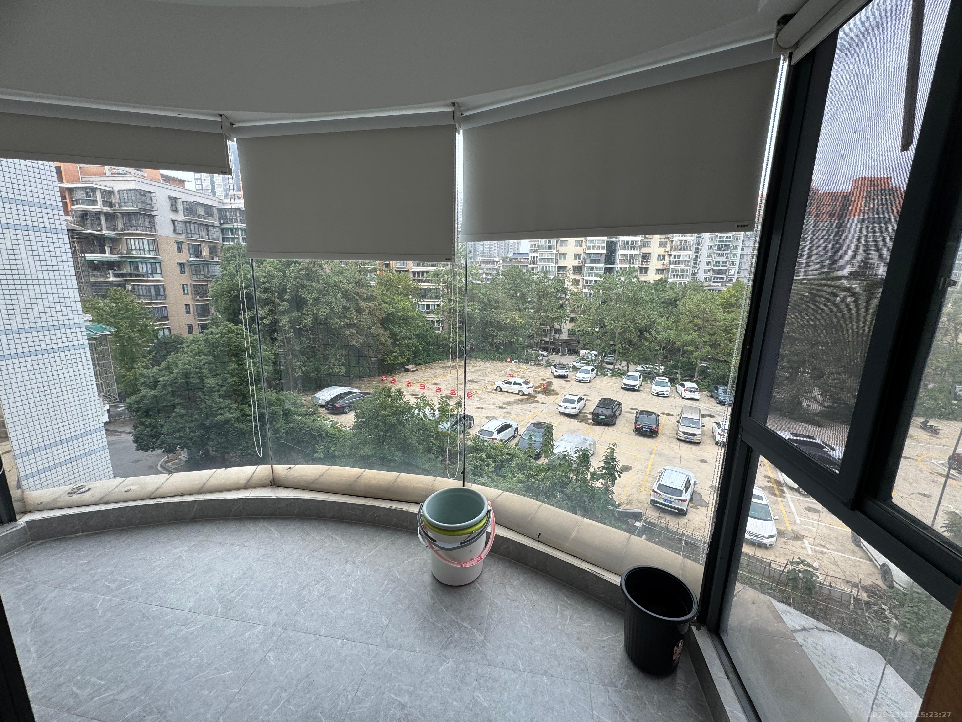 杨铭园  1室1厅1卫    2400.0元/月室内图