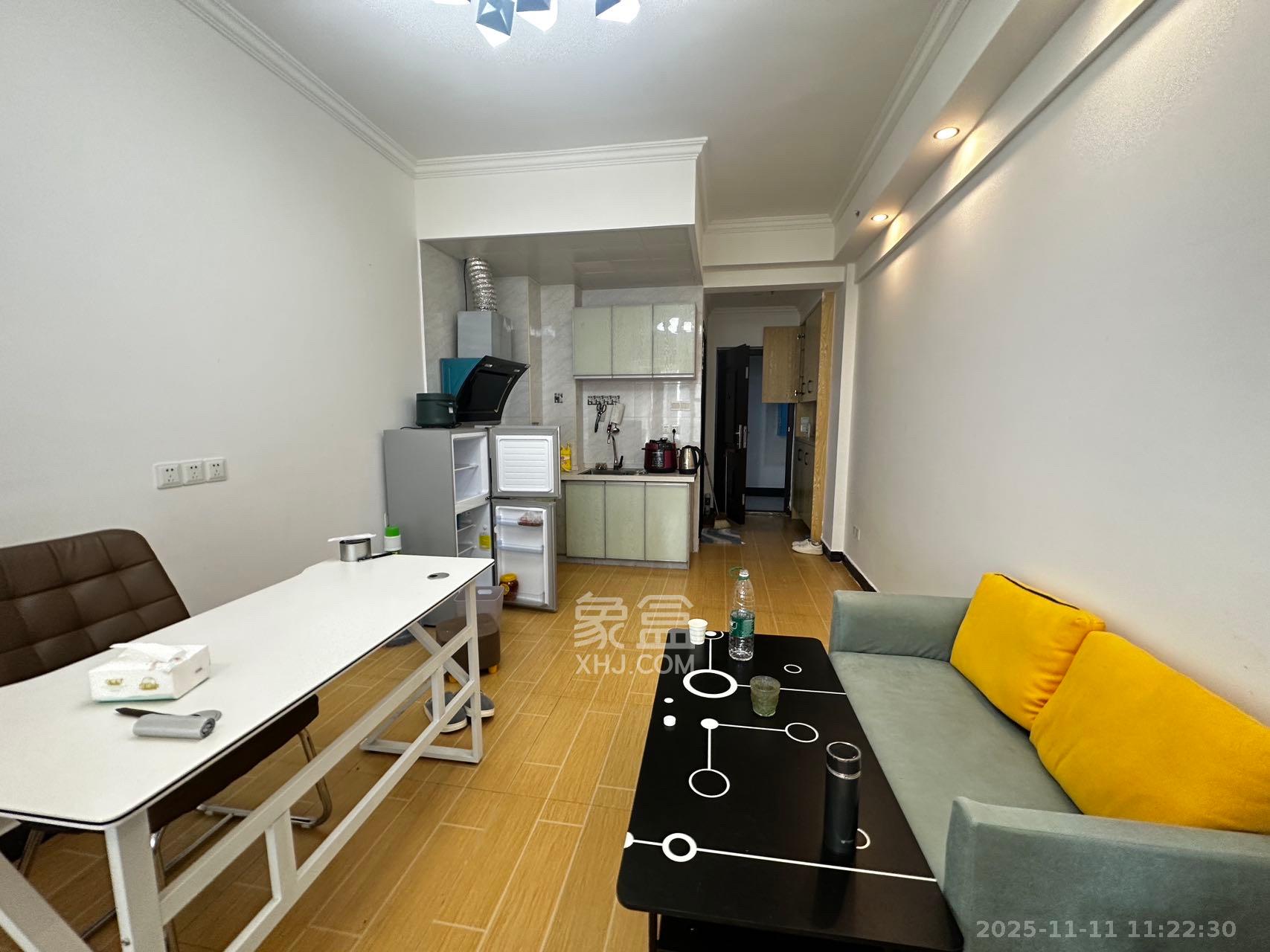 裕天国际商汇中心  1室0厅0卫    1400.0元/月室内图