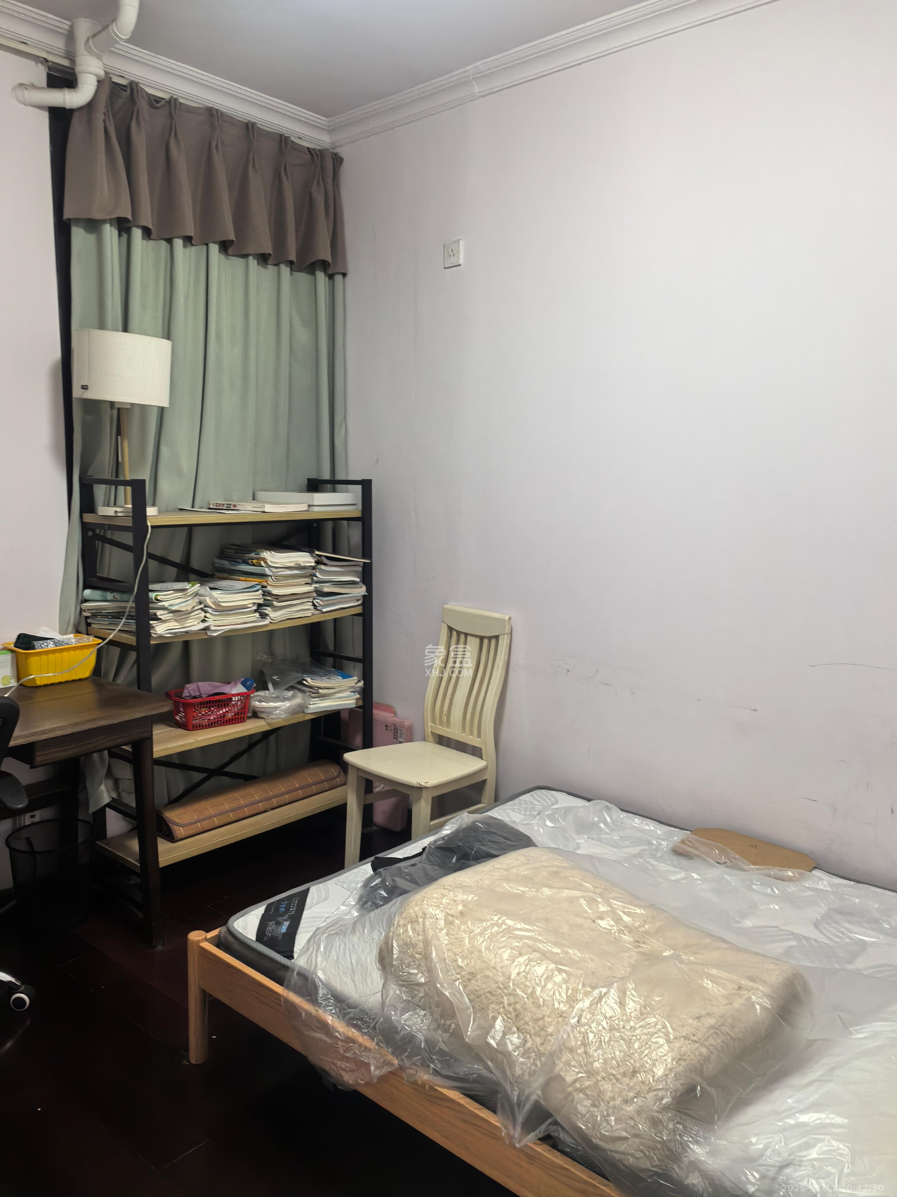 中海国际一期  2室2厅1卫    1800.0元/月室内图