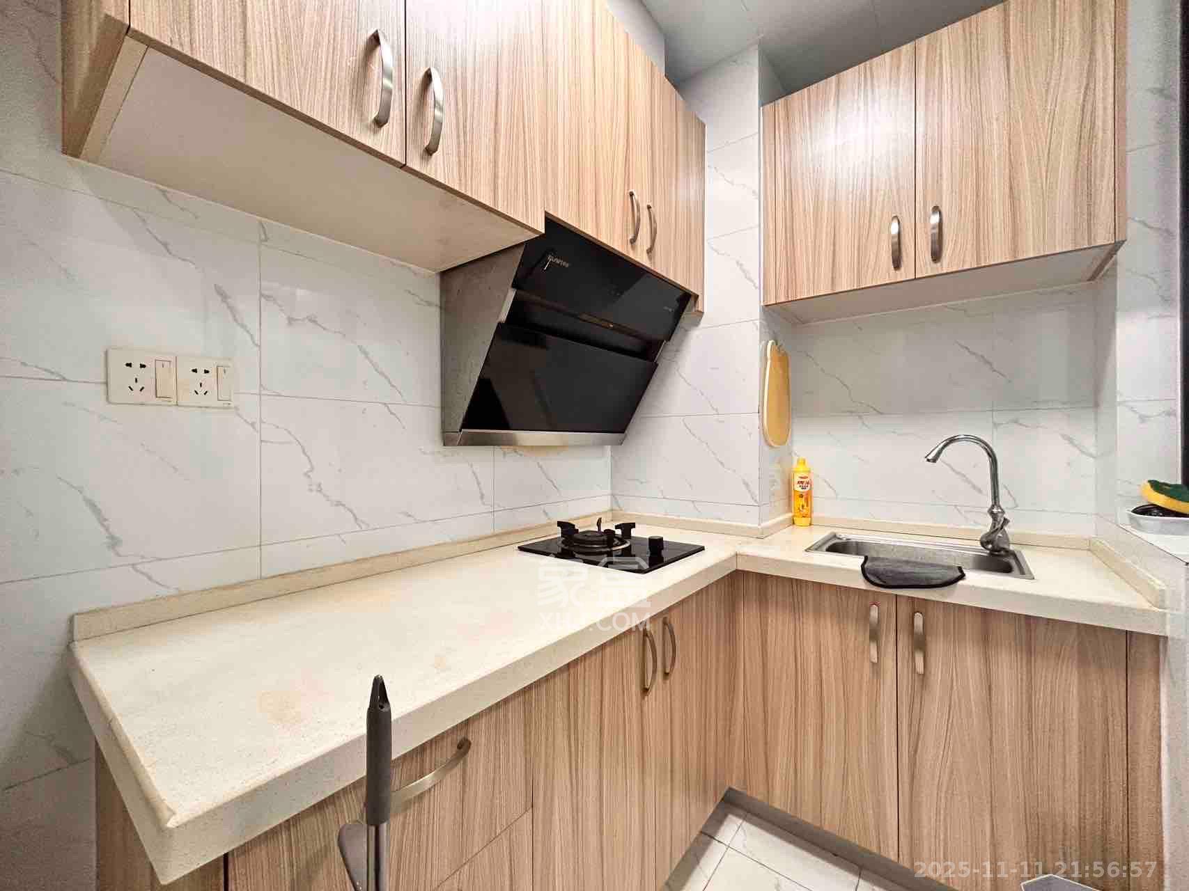 荣悦台 1室1厅1卫 2000.0元/月 荣悦台 1室1厅1卫 2000.0元/月室内图