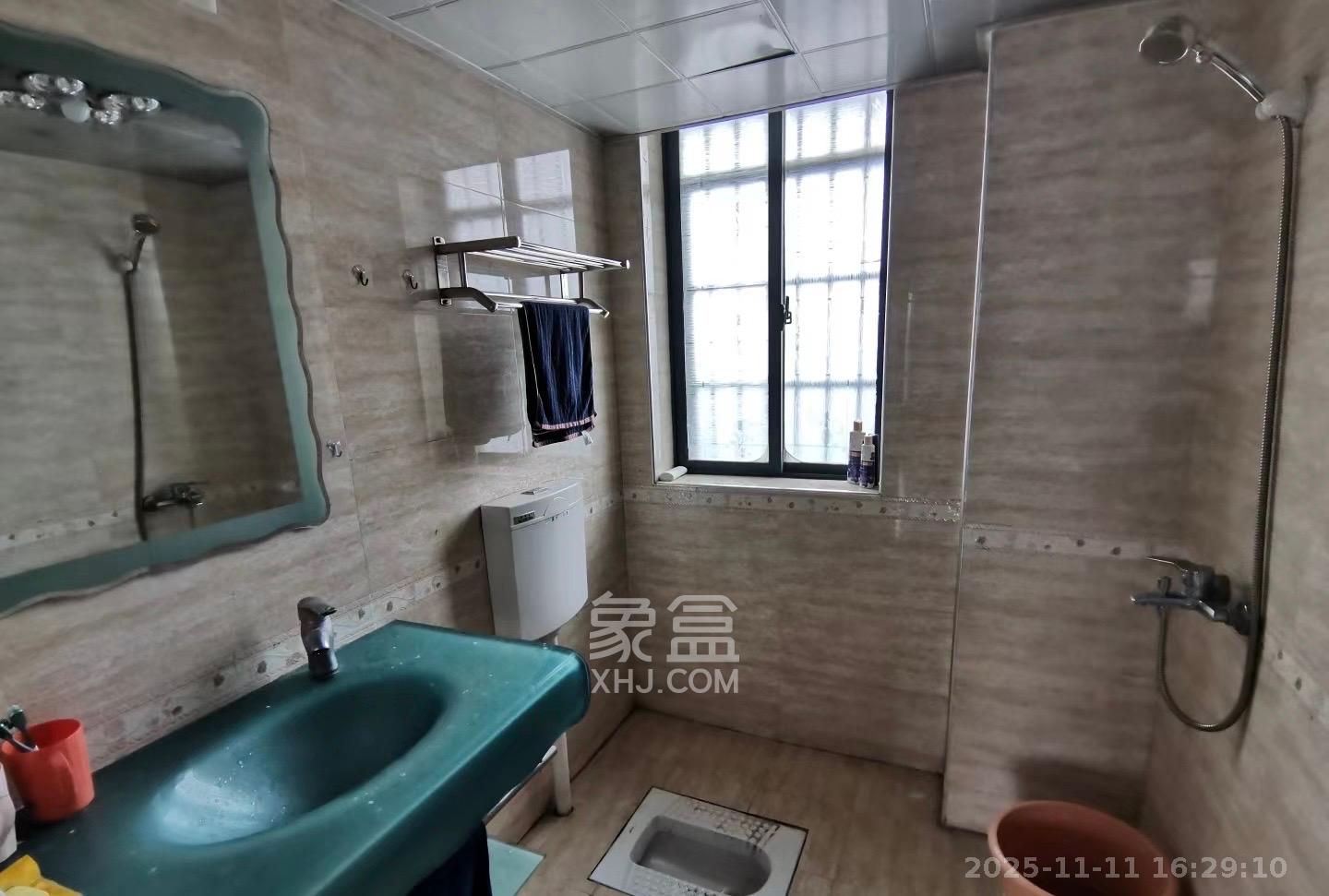 圆梦完美生活  3室2厅2卫    1800.0元/月室内图