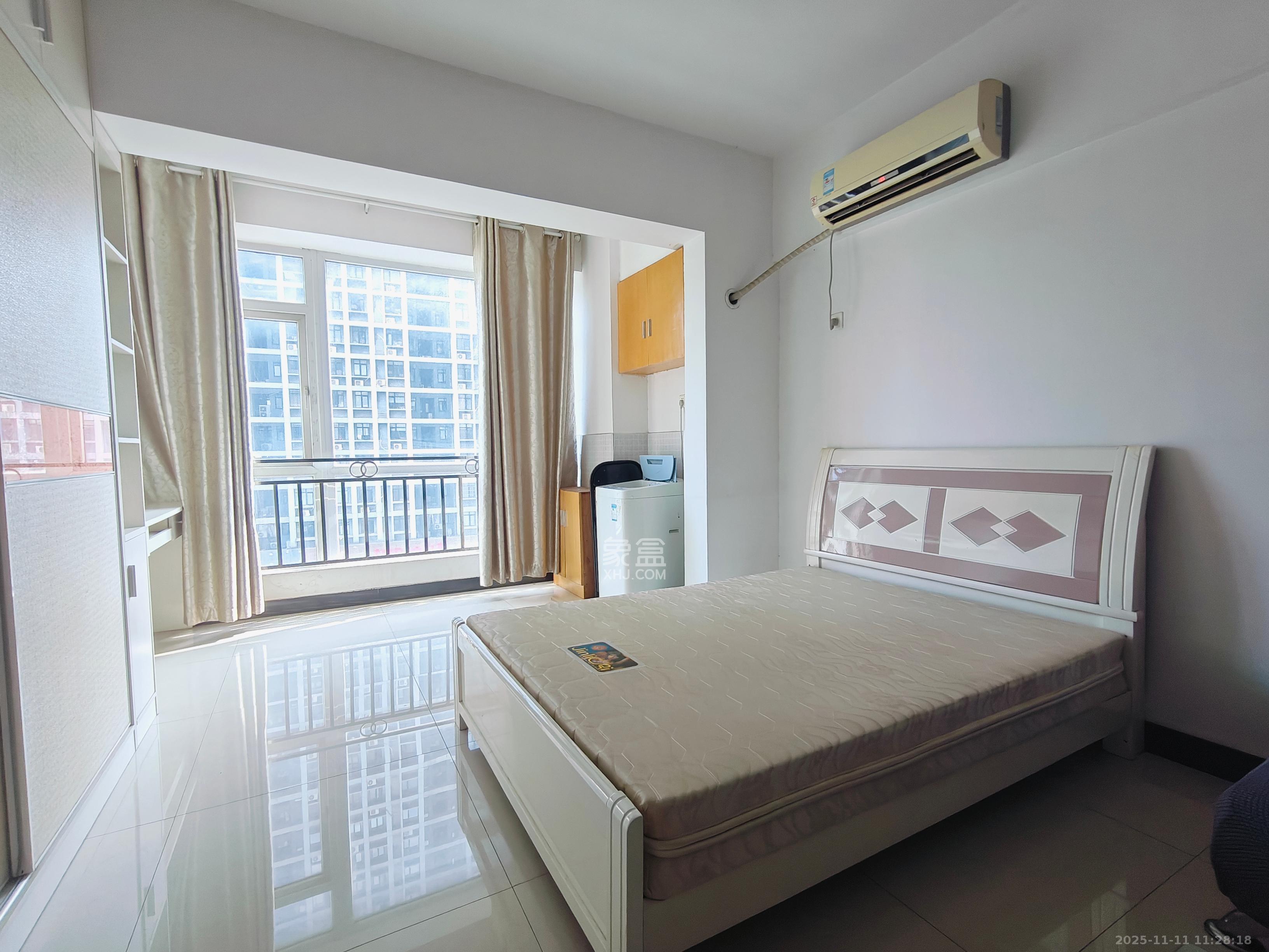 长城华都 1室1厅1卫 1500.0元/月 长城华都 1室1厅1卫 1500.0元/月室内图