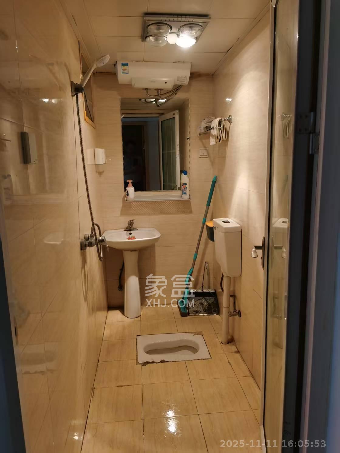 城西公寓（西城门第）  1室1厅1卫    1600.0元/月室内图