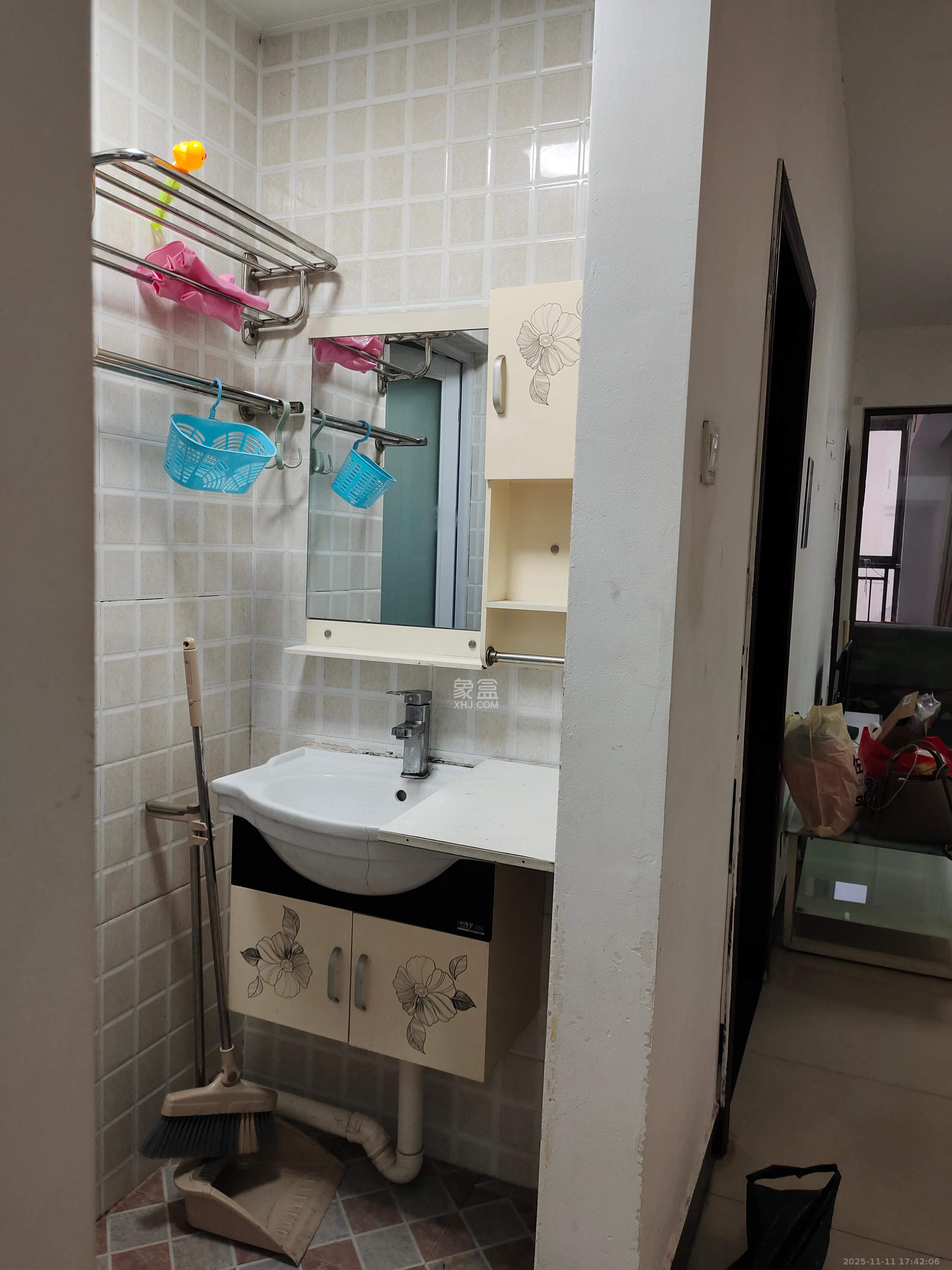 米兰春天  2室2厅1卫    1650.0元/月室内图