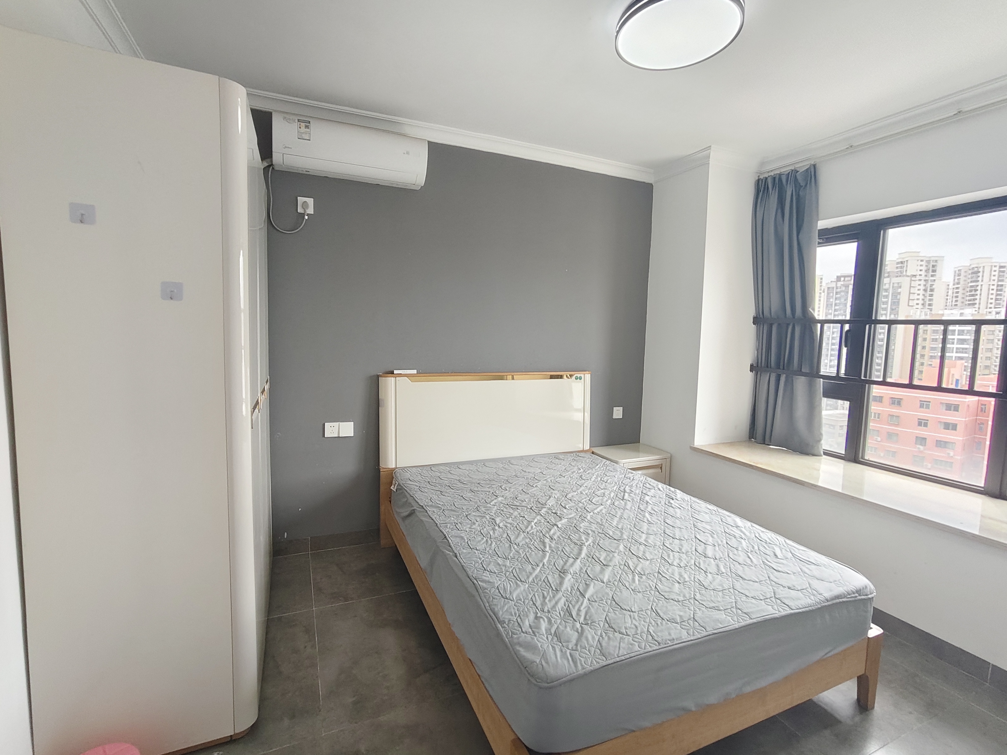 绿地海德公馆 3室2厅1卫 3280.0元/月 绿地海德公馆 3室2厅1卫 3280.0元/月室内图