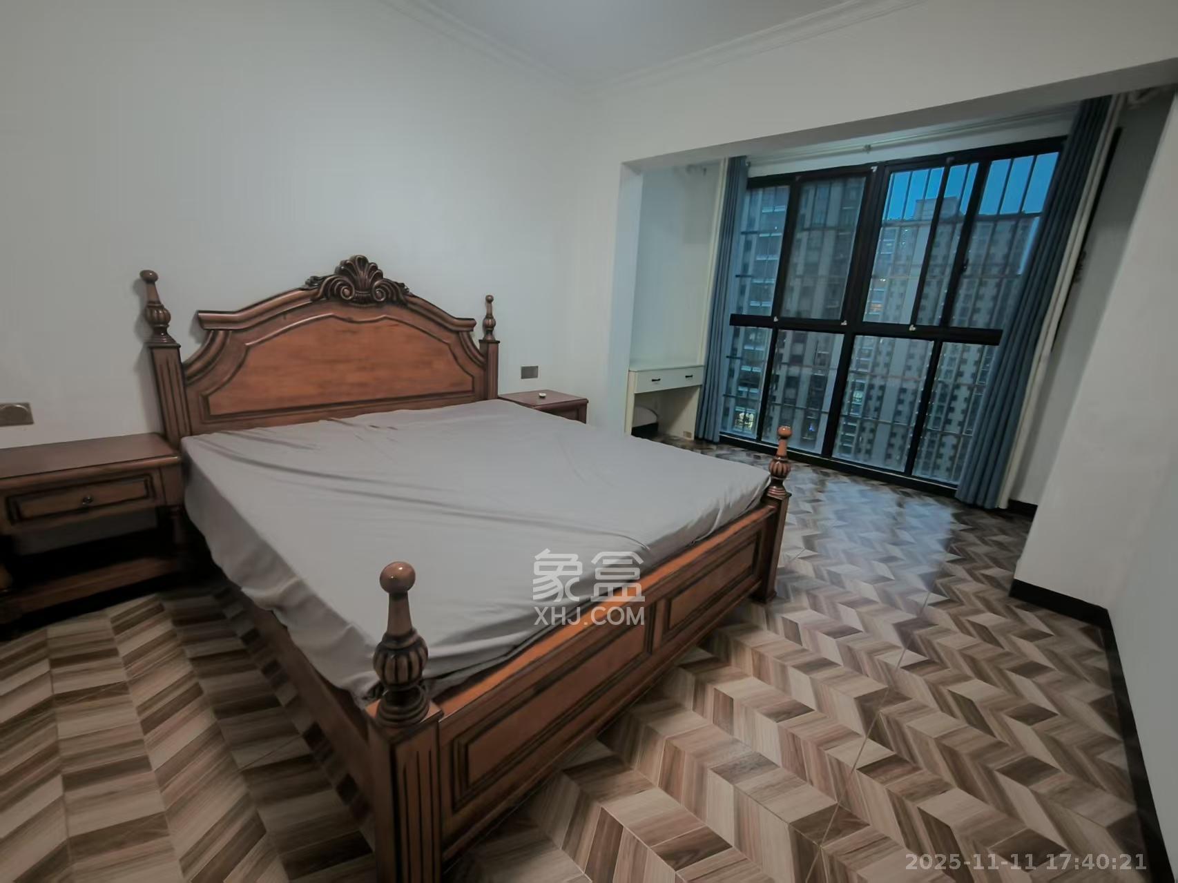 联丰苑  3室2厅2卫    2000.0元/月室内图