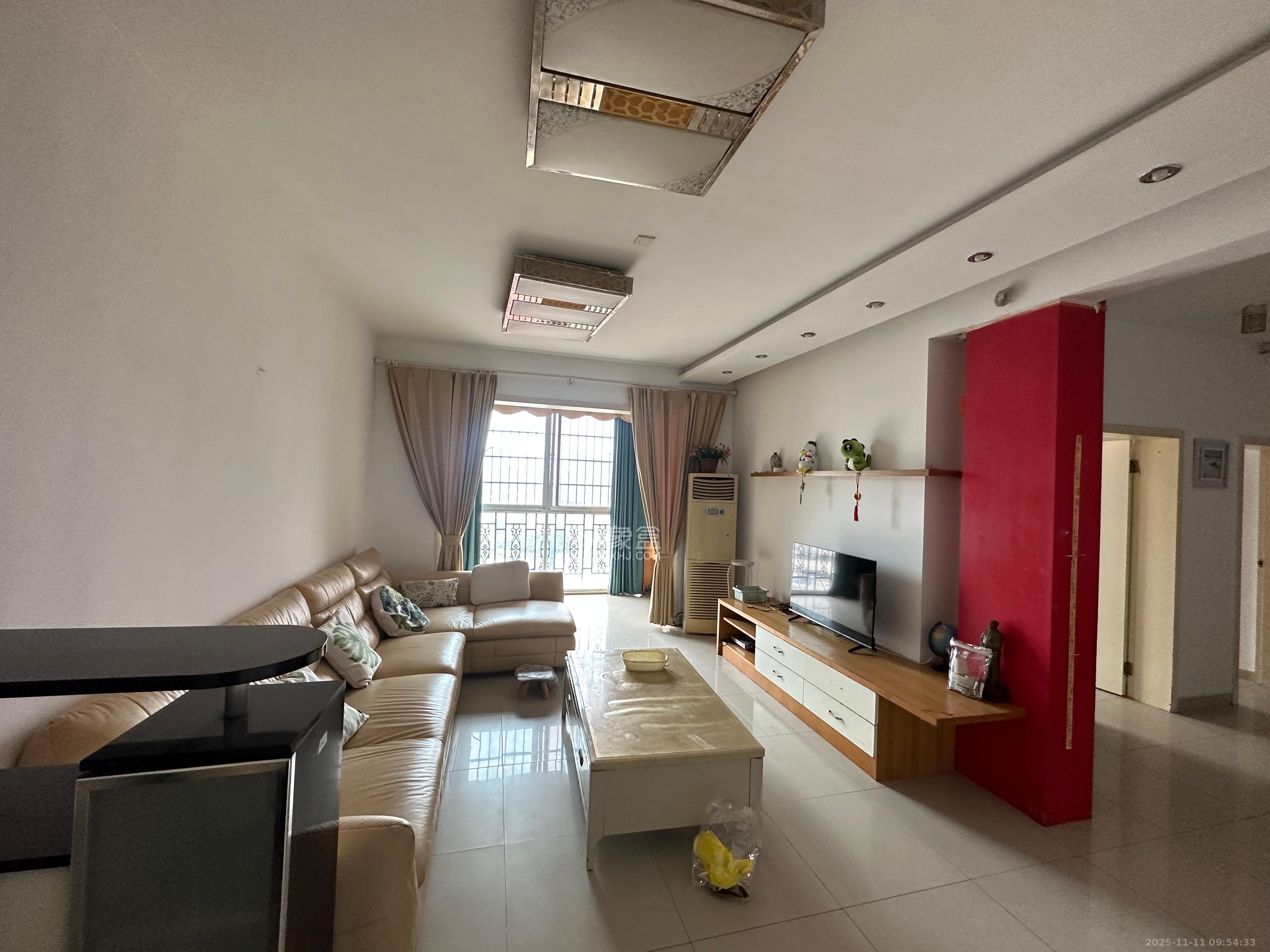 金地华园  2室1厅1卫    2300.0元/月