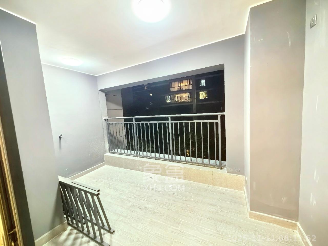 中海麓山境北区  3室2厅2卫    2800.0元/月室内图