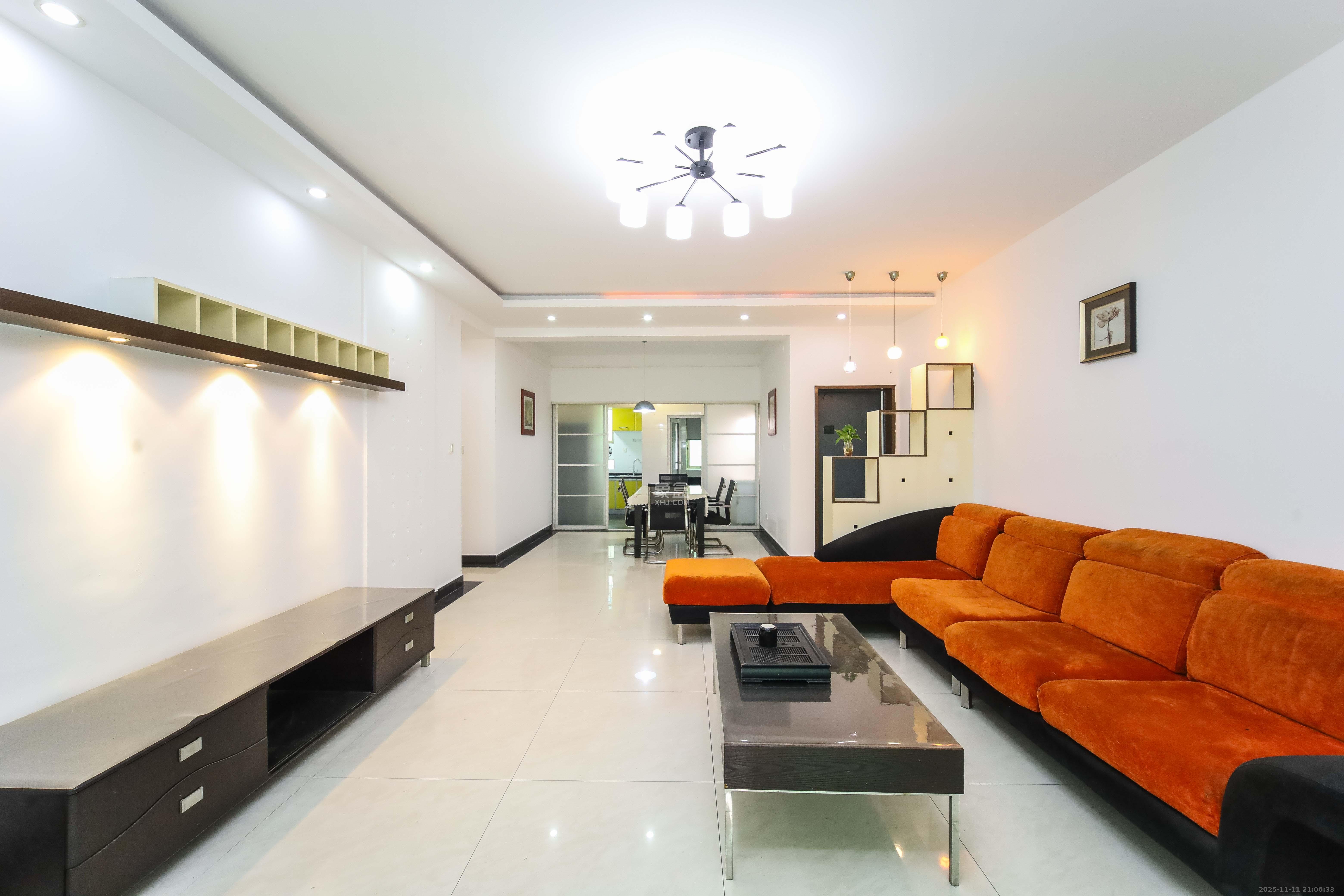 长沙市邮政宿舍(古汉邮局宿舍) 4室2厅2卫 92.8万 长沙市邮政宿舍(古汉邮局宿舍) 4室2厅2卫 92.8万客厅