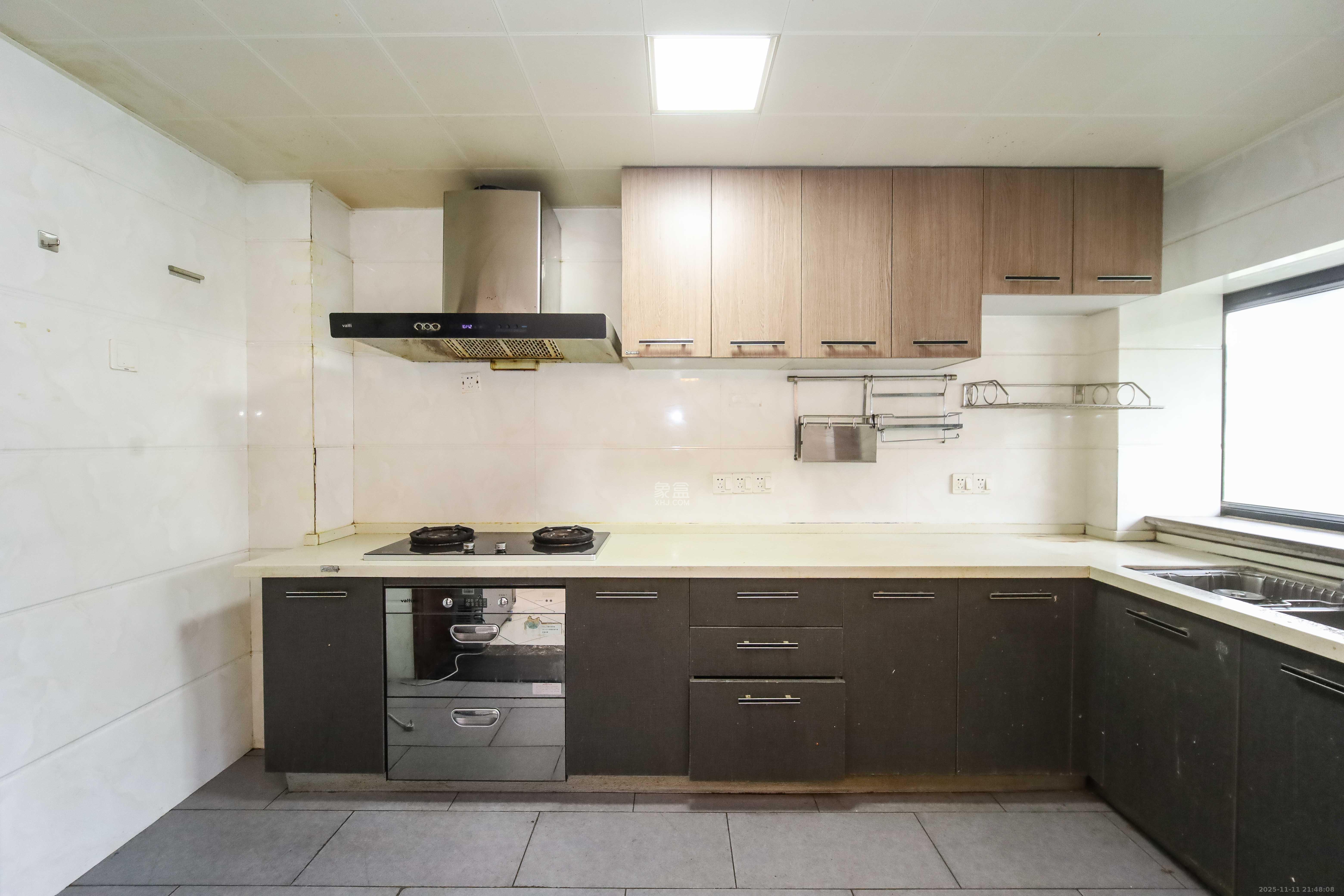 西街花园  2室2厅1卫    97.0万厨房