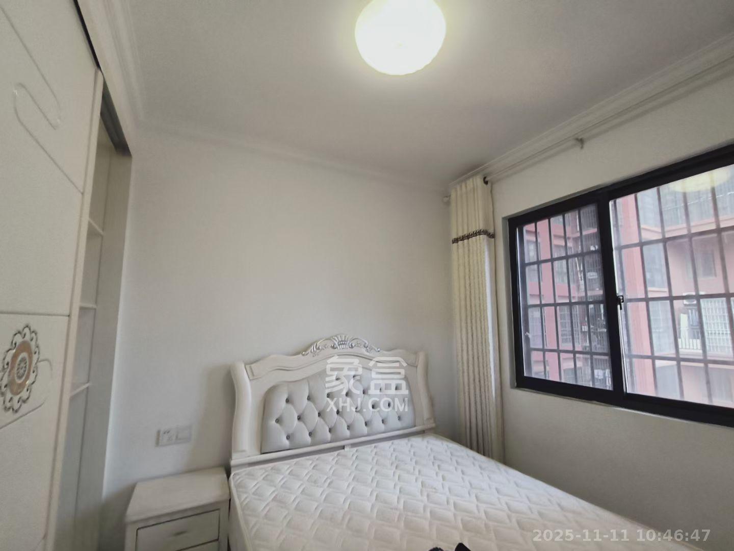 海德公园 3室2厅1卫 2000.0元/月 海德公园 3室2厅1卫 2000.0元/月室内图