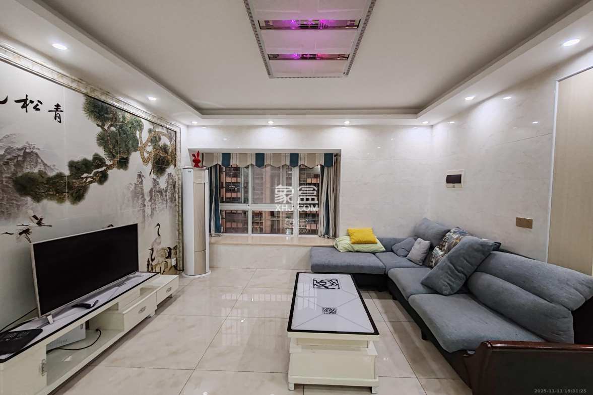 家兴苑 3室2厅2卫 2300.0元/月 家兴苑 3室2厅2卫 2300.0元/月室内图