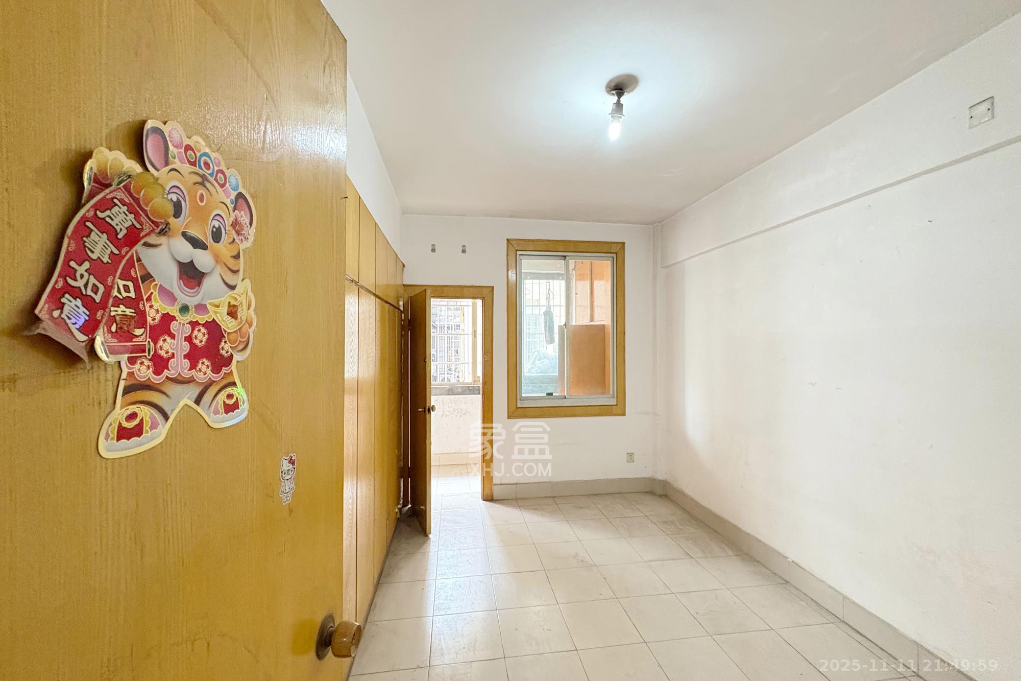 通泰街商居楼  3室1厅1卫    55.0万其他