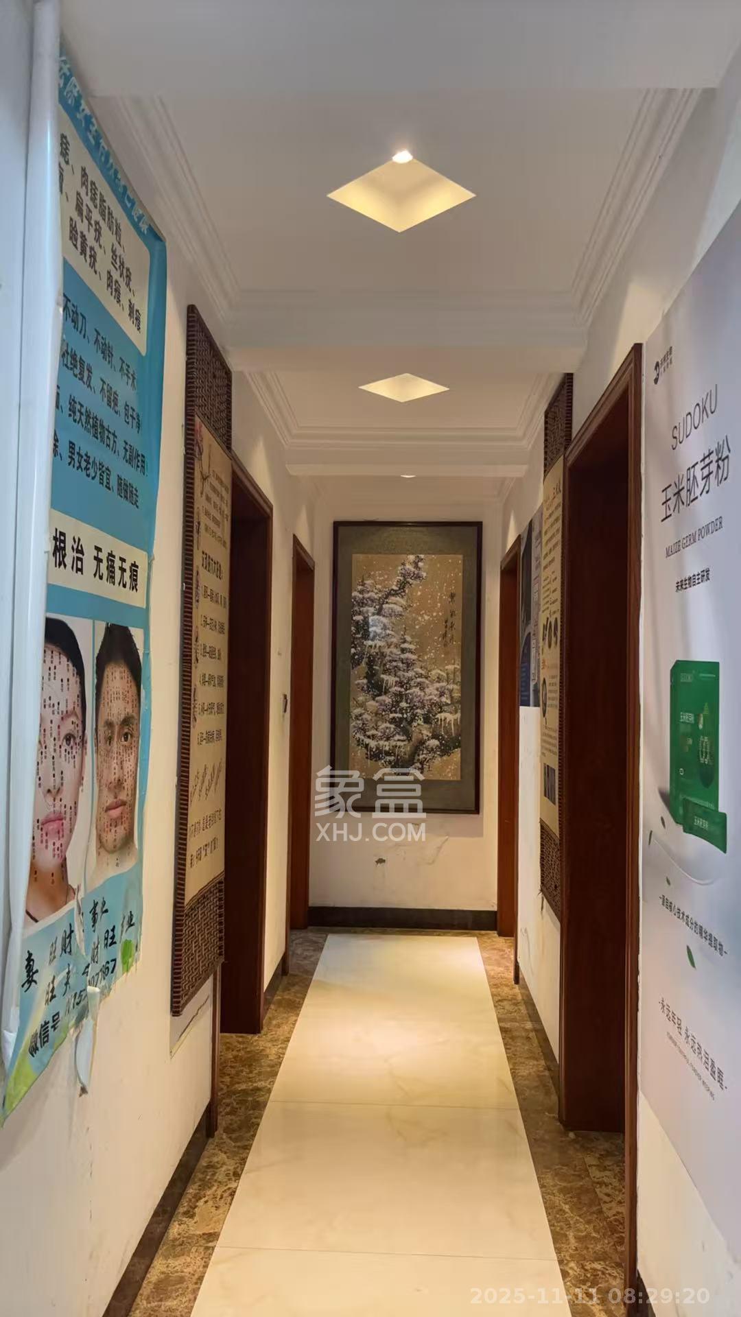 紫云阁 3室2厅2卫 2100.0元/月 紫云阁 3室2厅2卫 2100.0元/月室内图