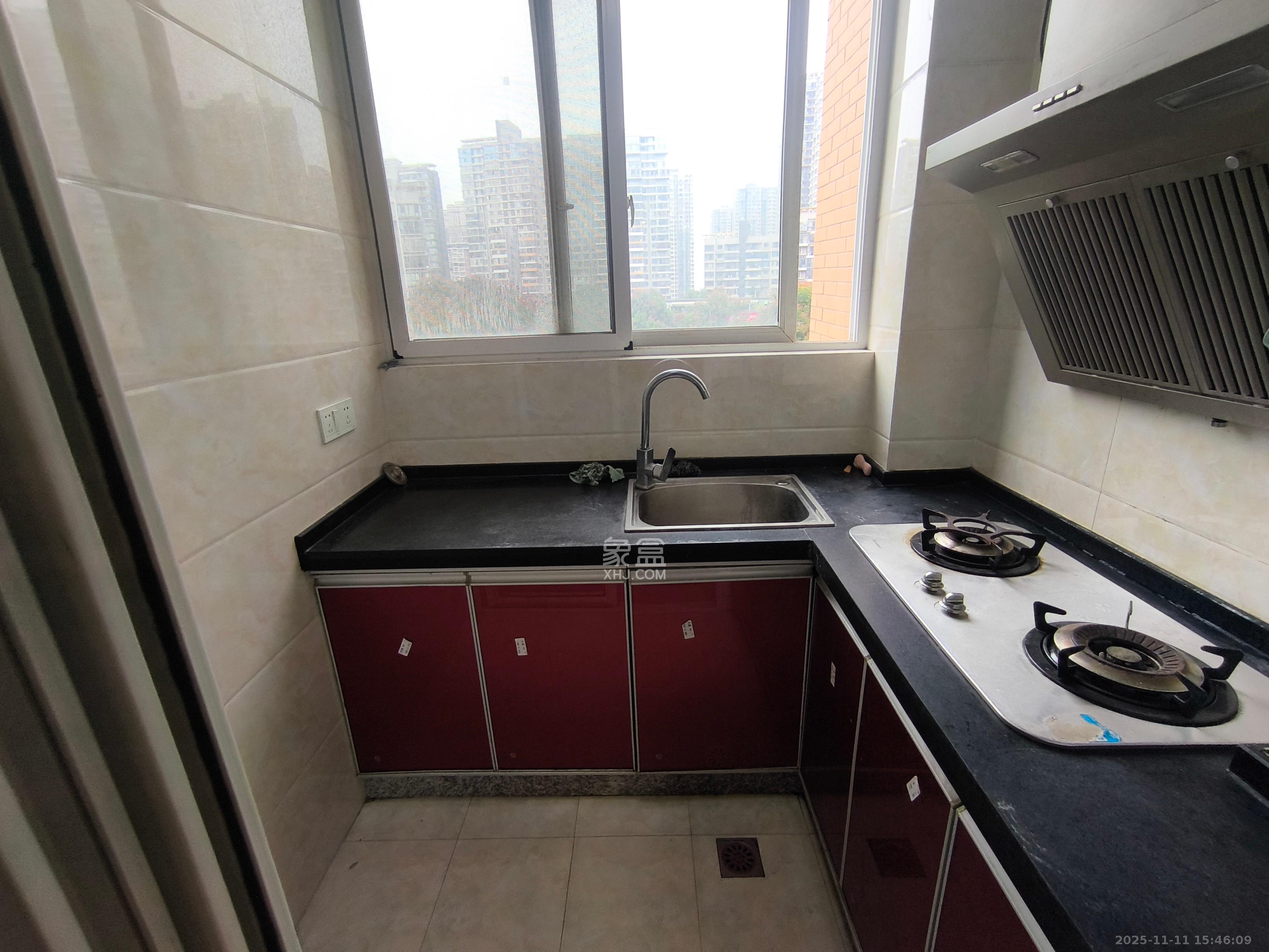 东方航标  1室1厅1卫    1100.0元/月室内图