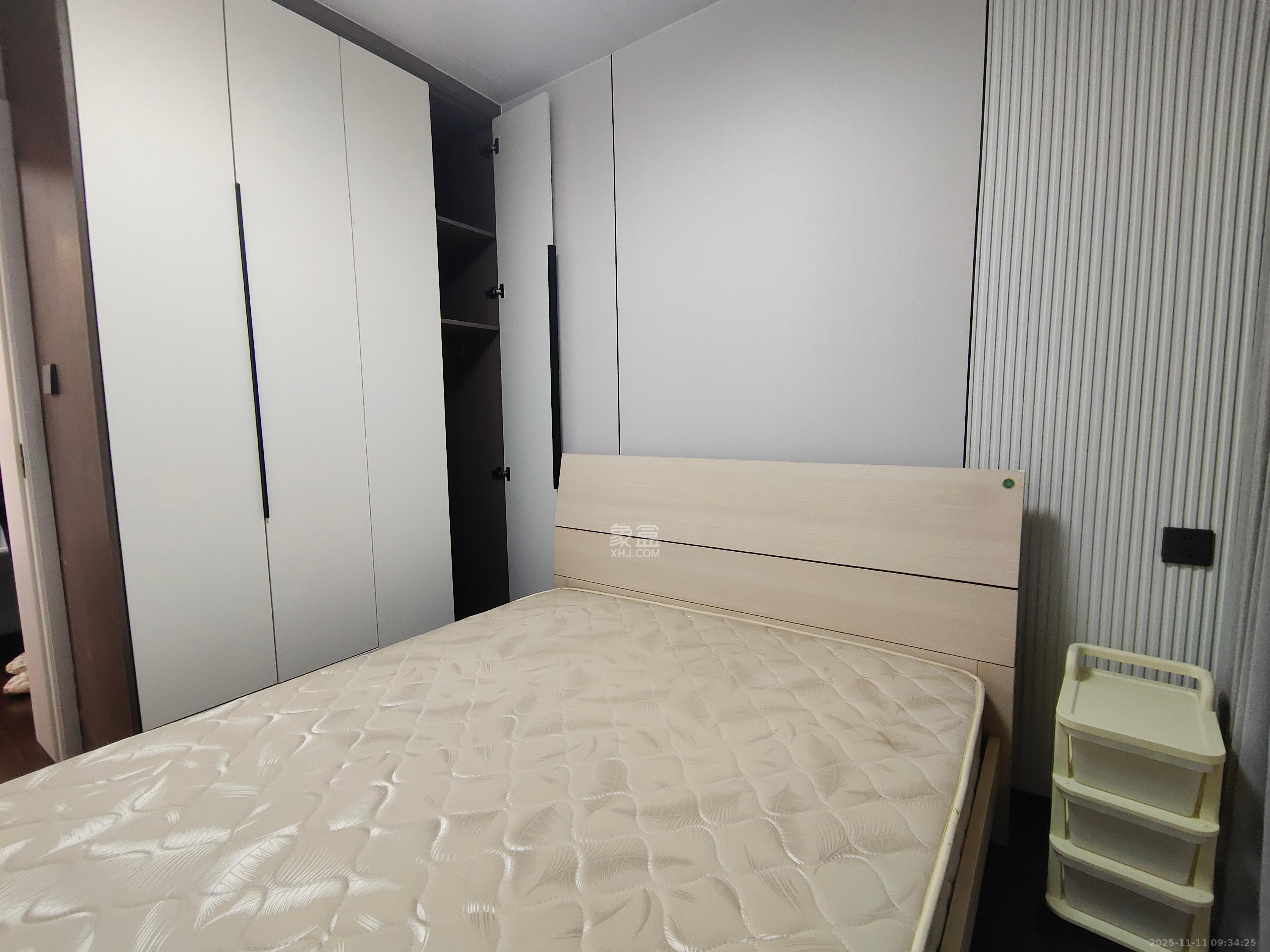 狮子山二片  2室1厅1卫    1800.0元/月