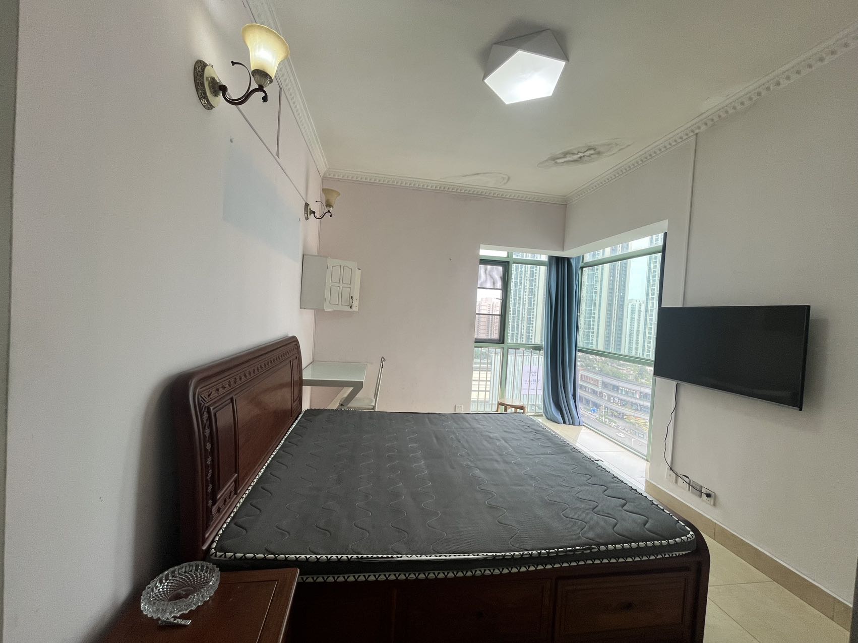 置地花园  3室2厅2卫    3600.0元/月室内图