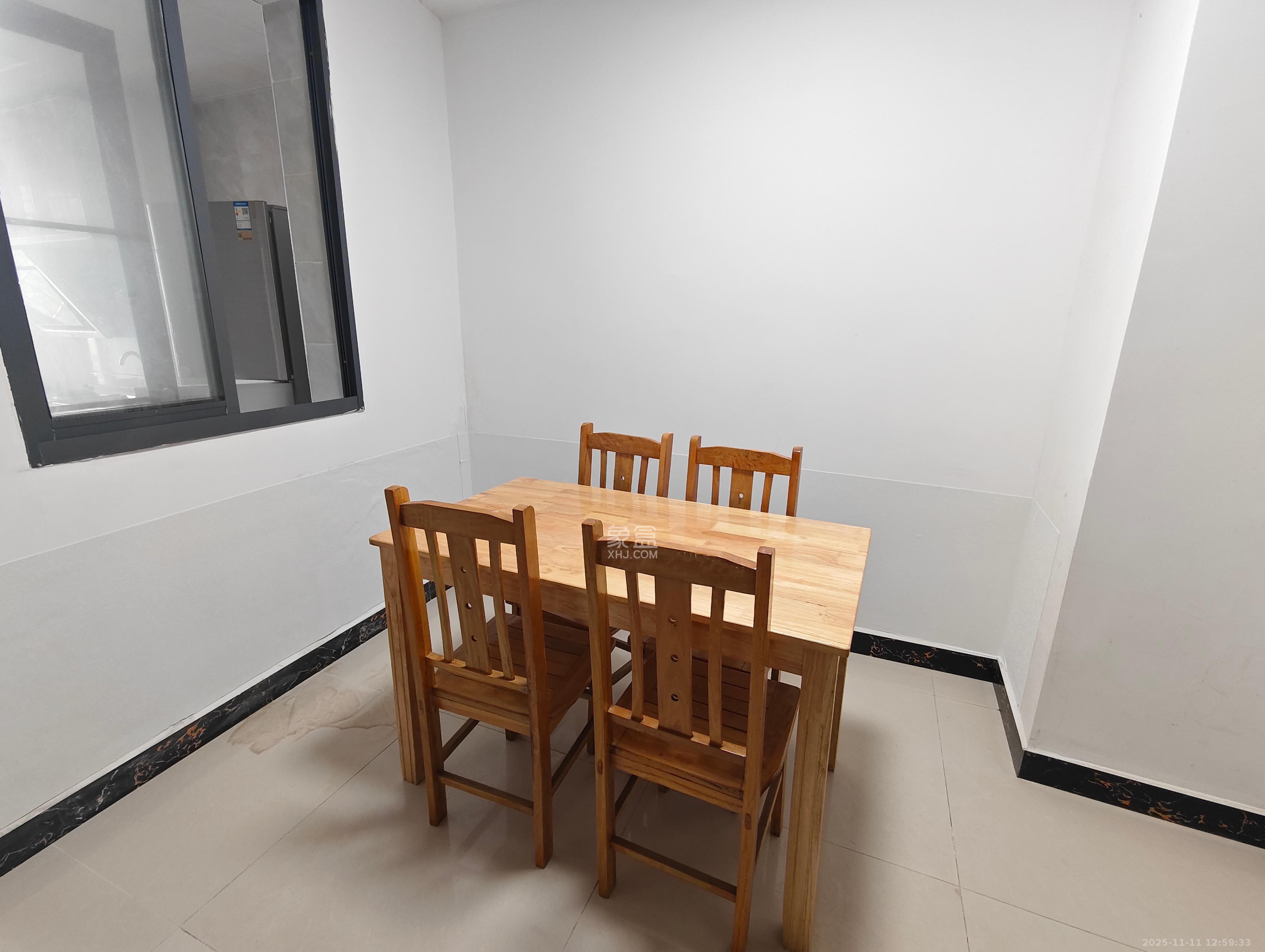 盛地尊域  1室0厅1卫    1300.0元/月室内图