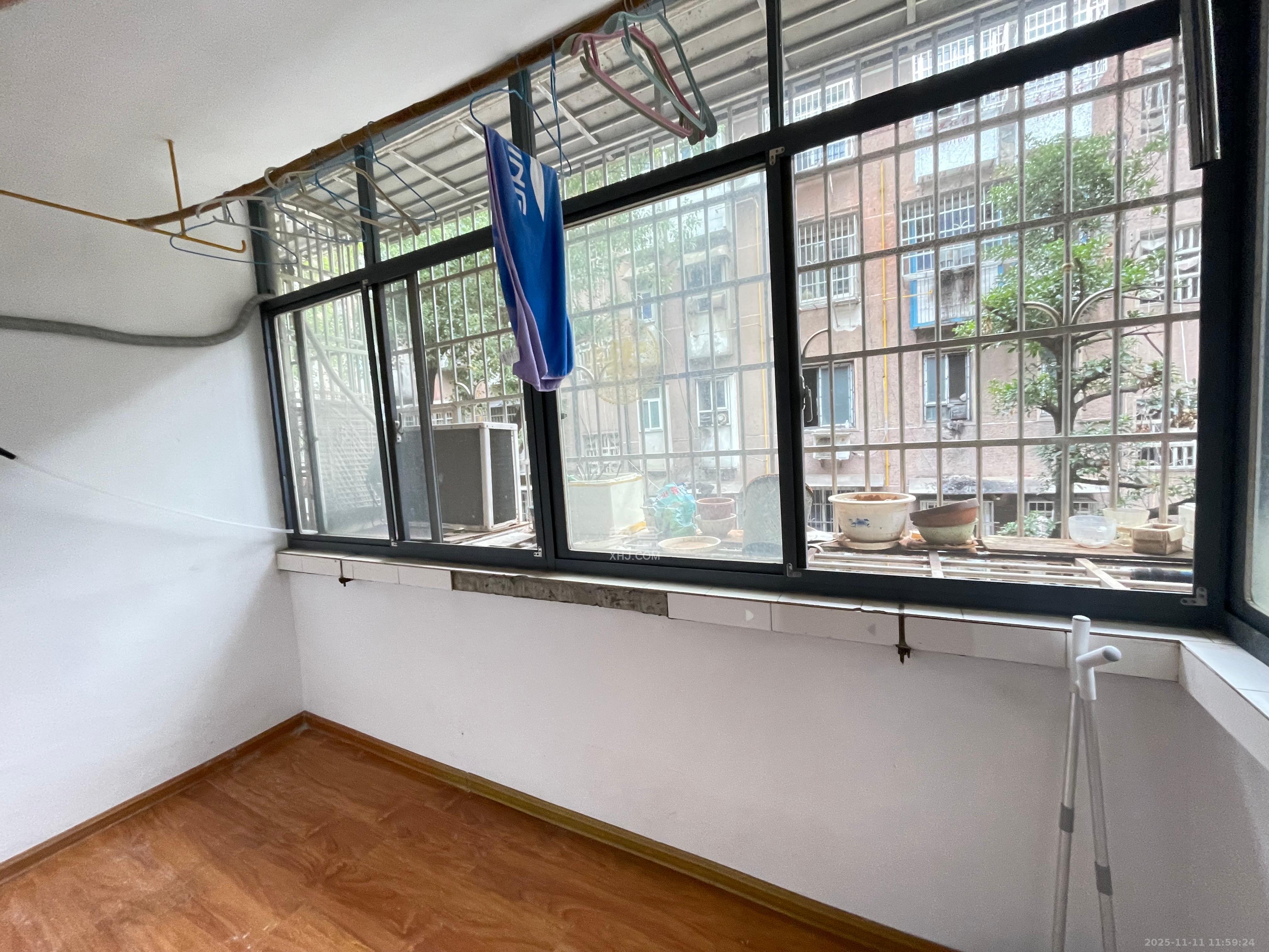 荷叶塘社区（雨花区）  2室1厅1卫    1400.0元/月室内图