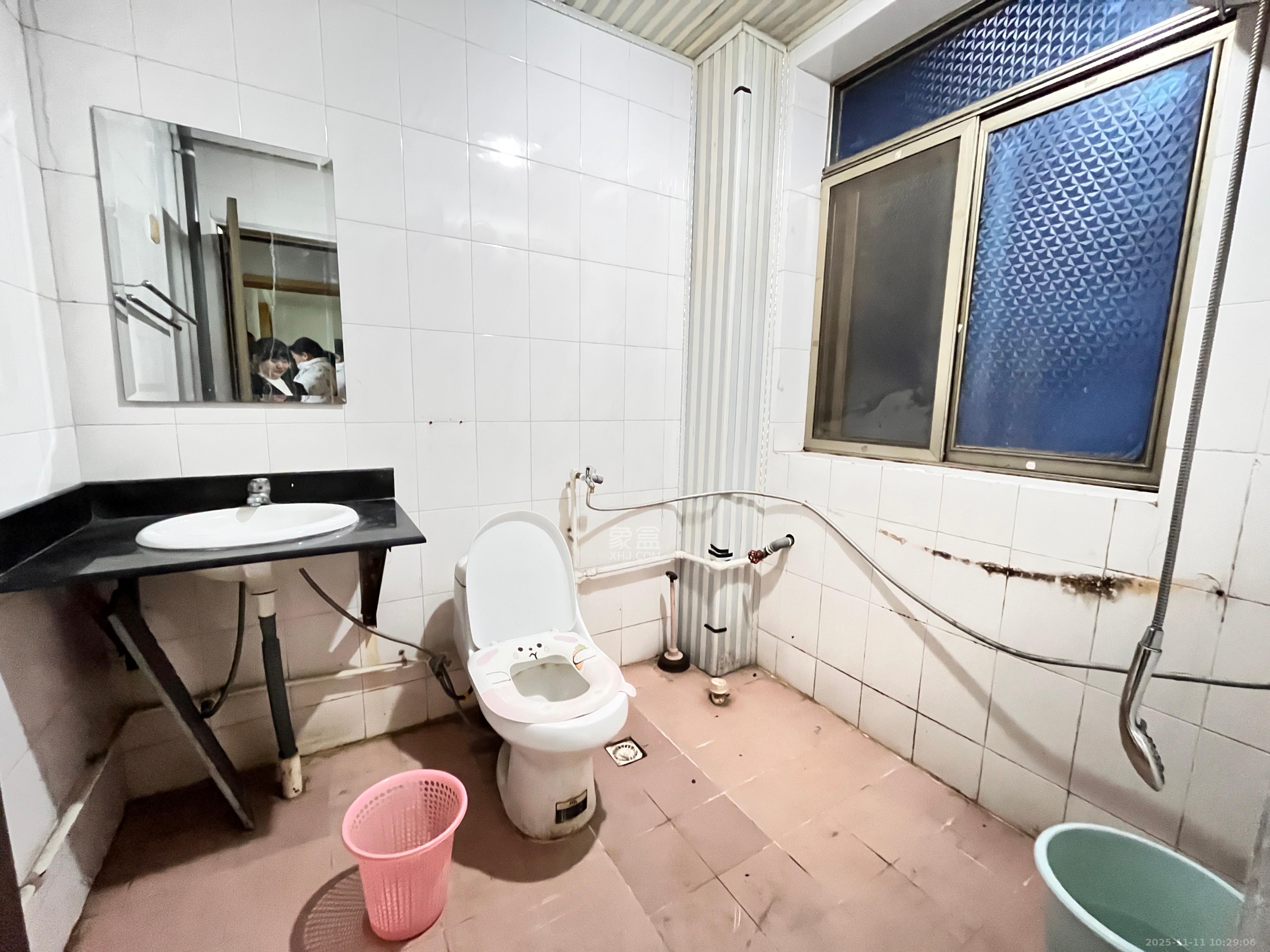 芙蓉区规划局宿舍  2室2厅1卫    1600.0元/月室内图