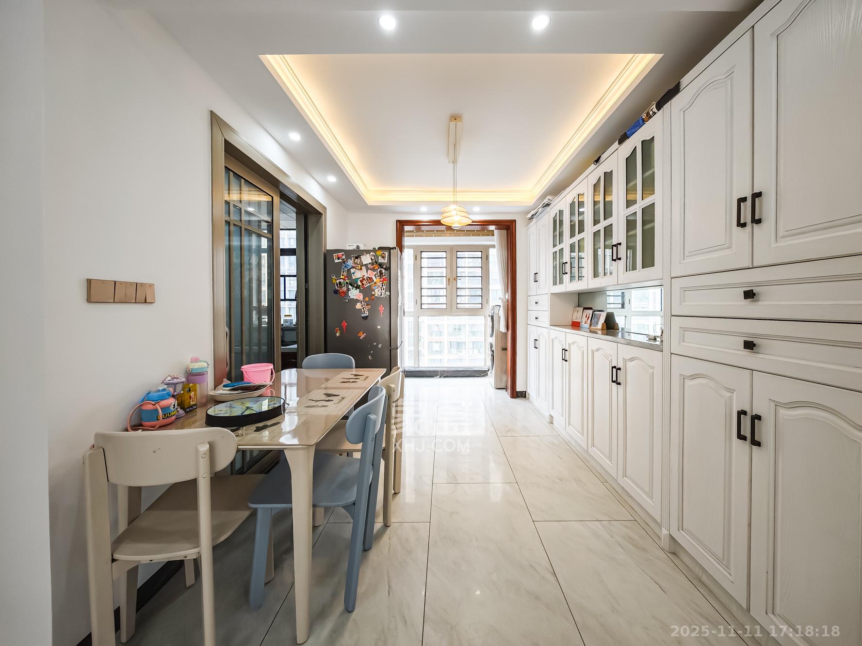 幸福考拉789  4室2厅2卫    135.0万其他