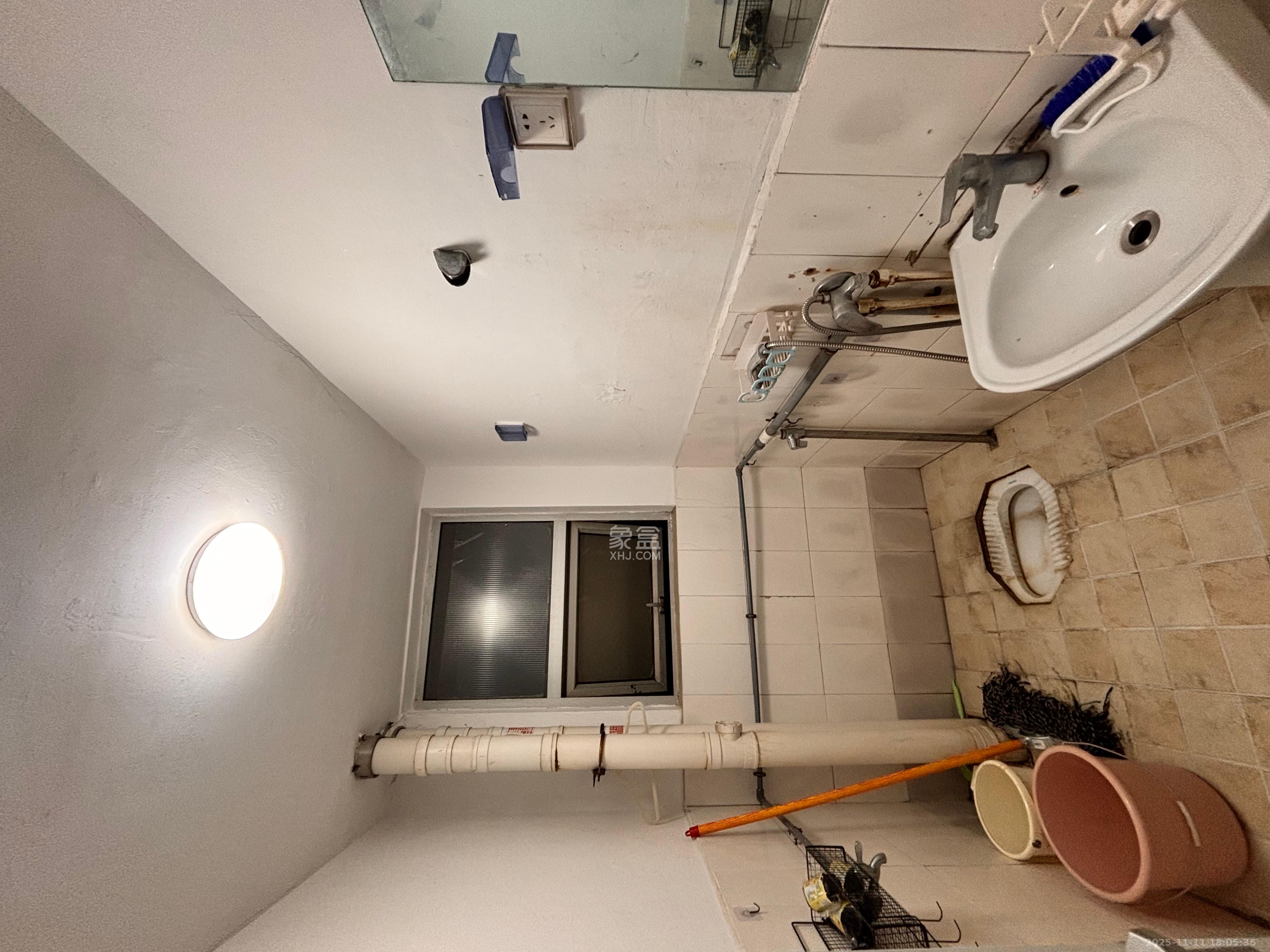 凯通国际城（凯通朝庭）  2室1厅1卫    2300.0元/月室内图