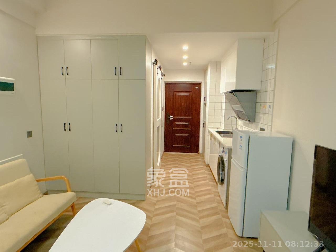 万润时光里  1室1厅1卫    1800.0元/月室内图